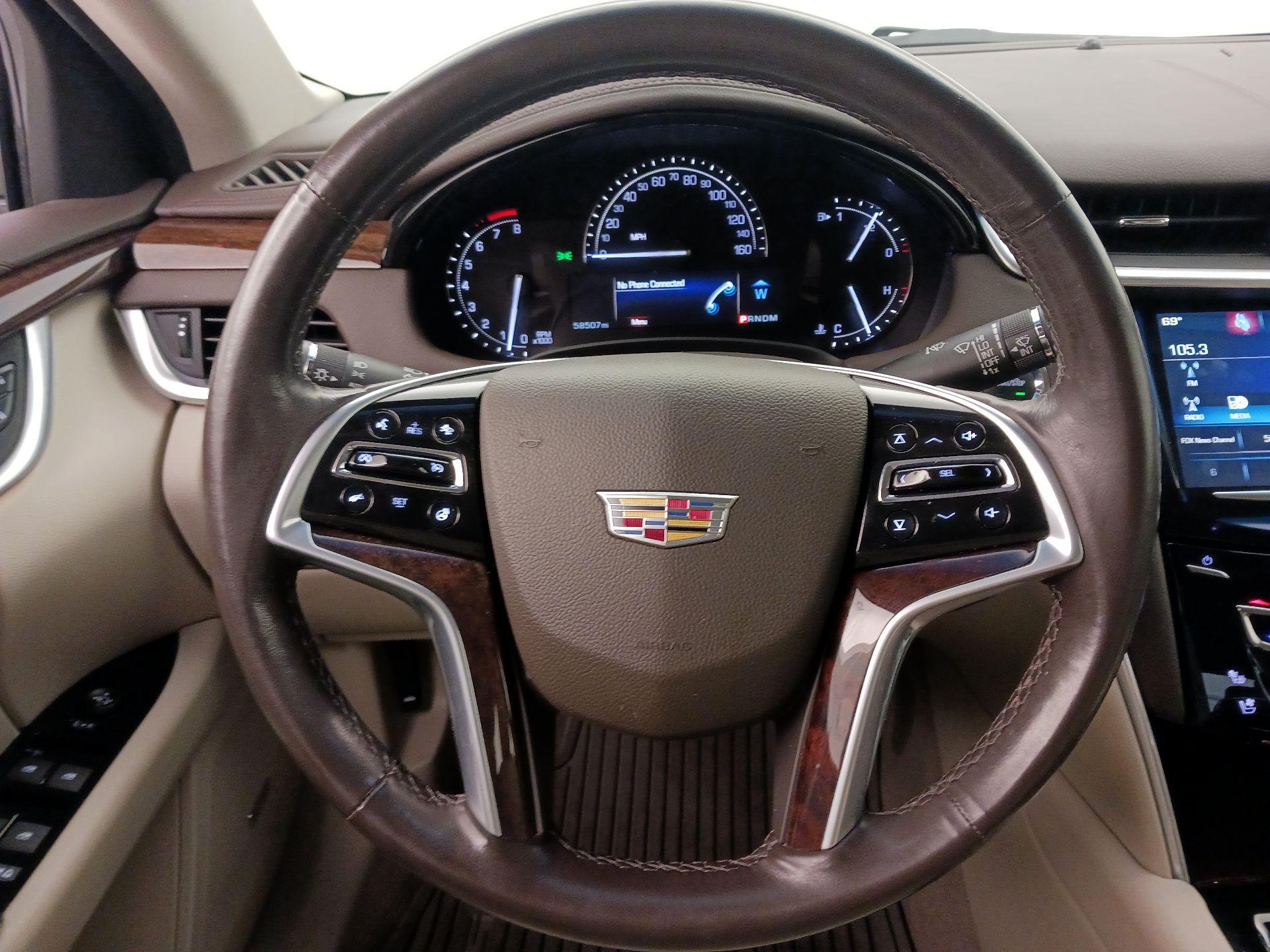 Thumbnail: 2017 Cadillac XTS - 10