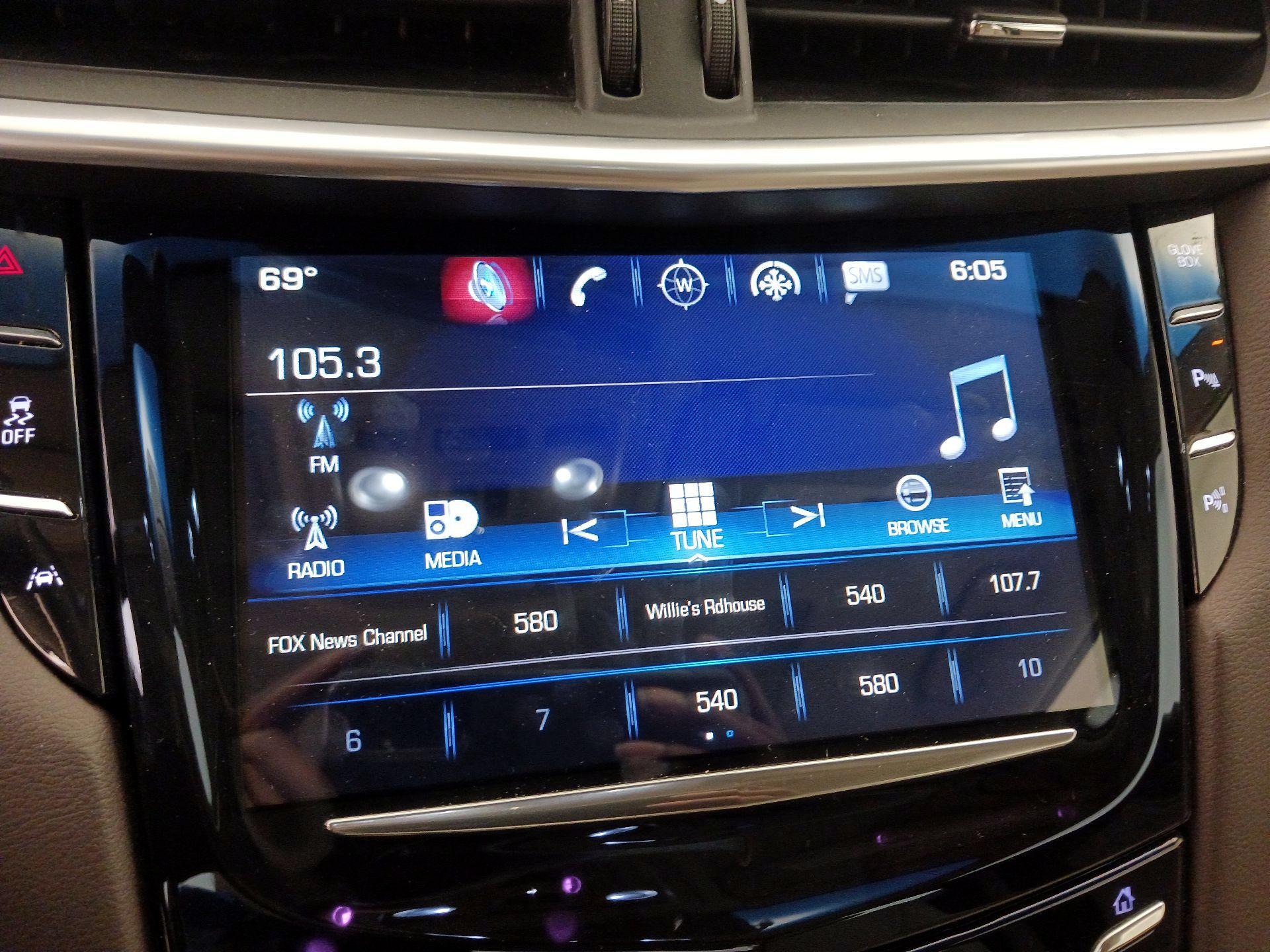 Thumbnail: 2017 Cadillac XTS - 16