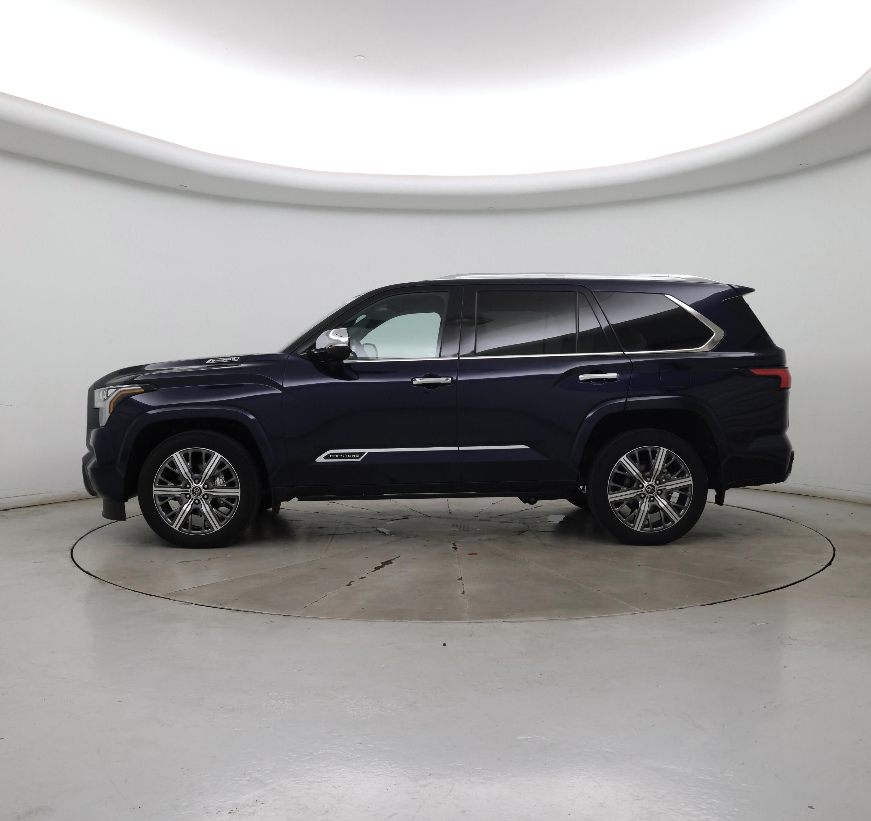 Thumbnail: 2023 Toyota Sequoia - 3