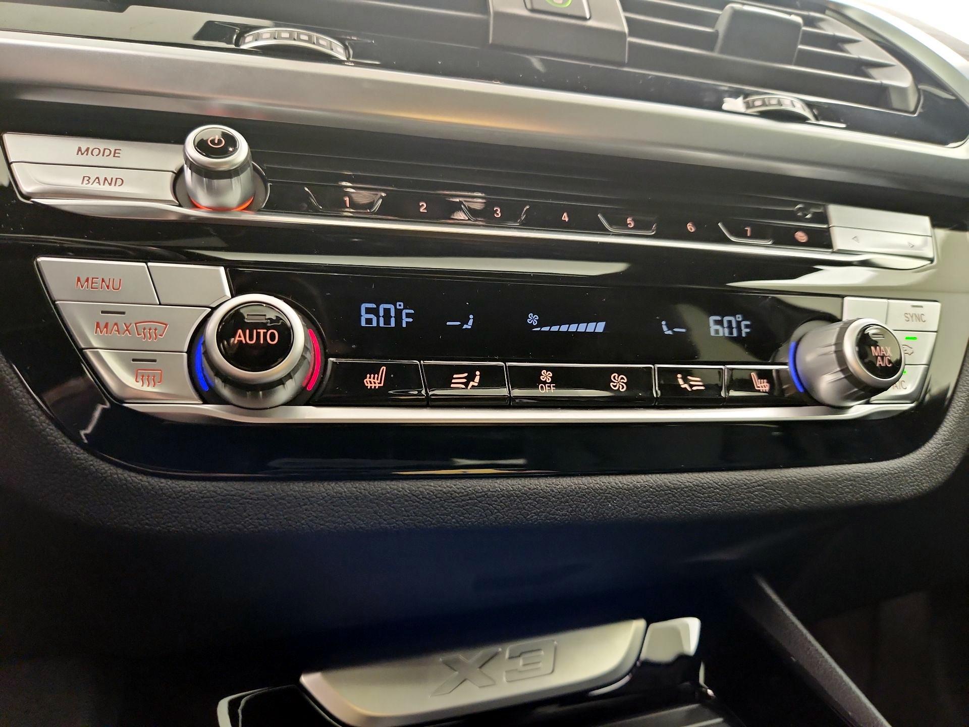 Thumbnail: 2021 BMW X3 - 17
