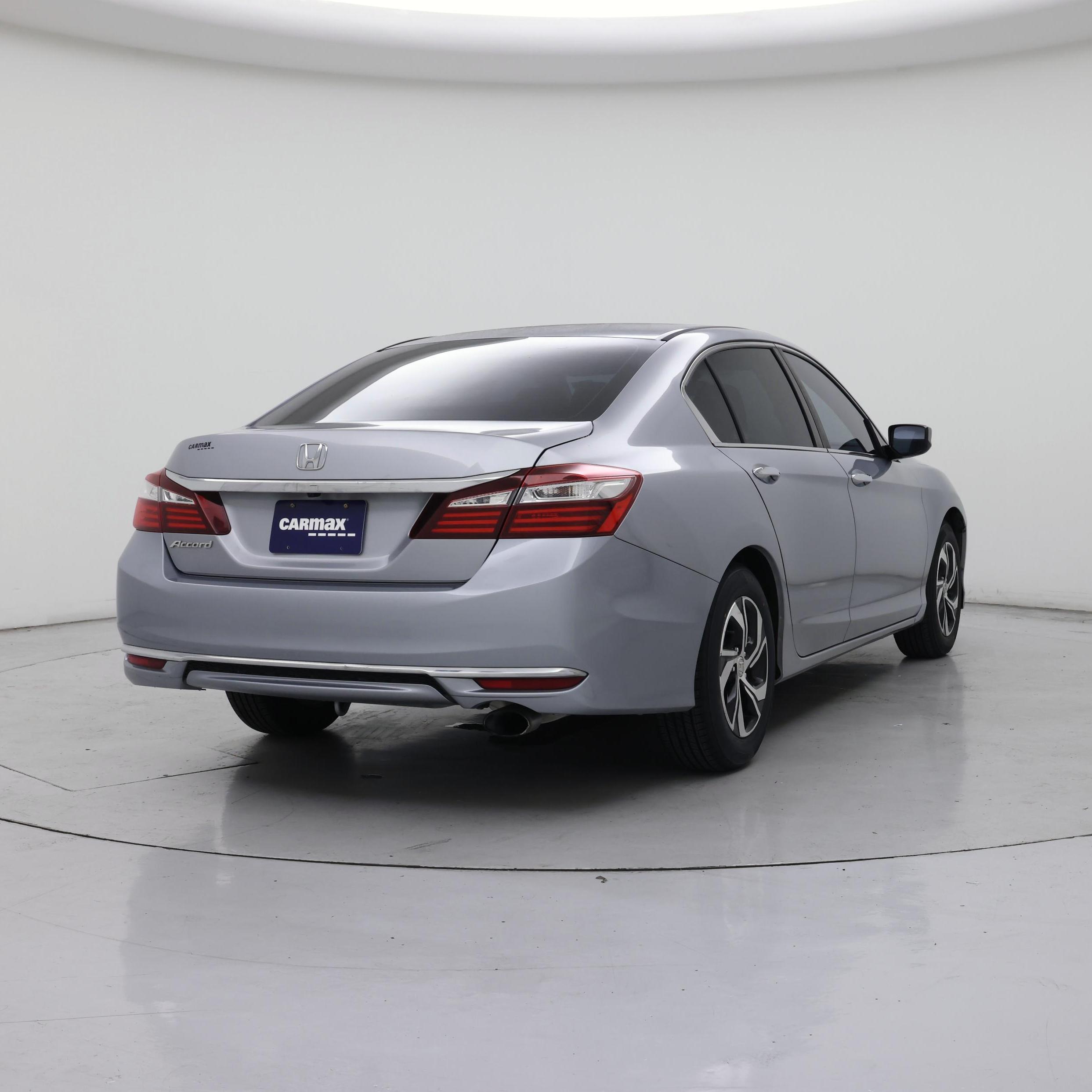Thumbnail: 2017 Honda Accord - 8