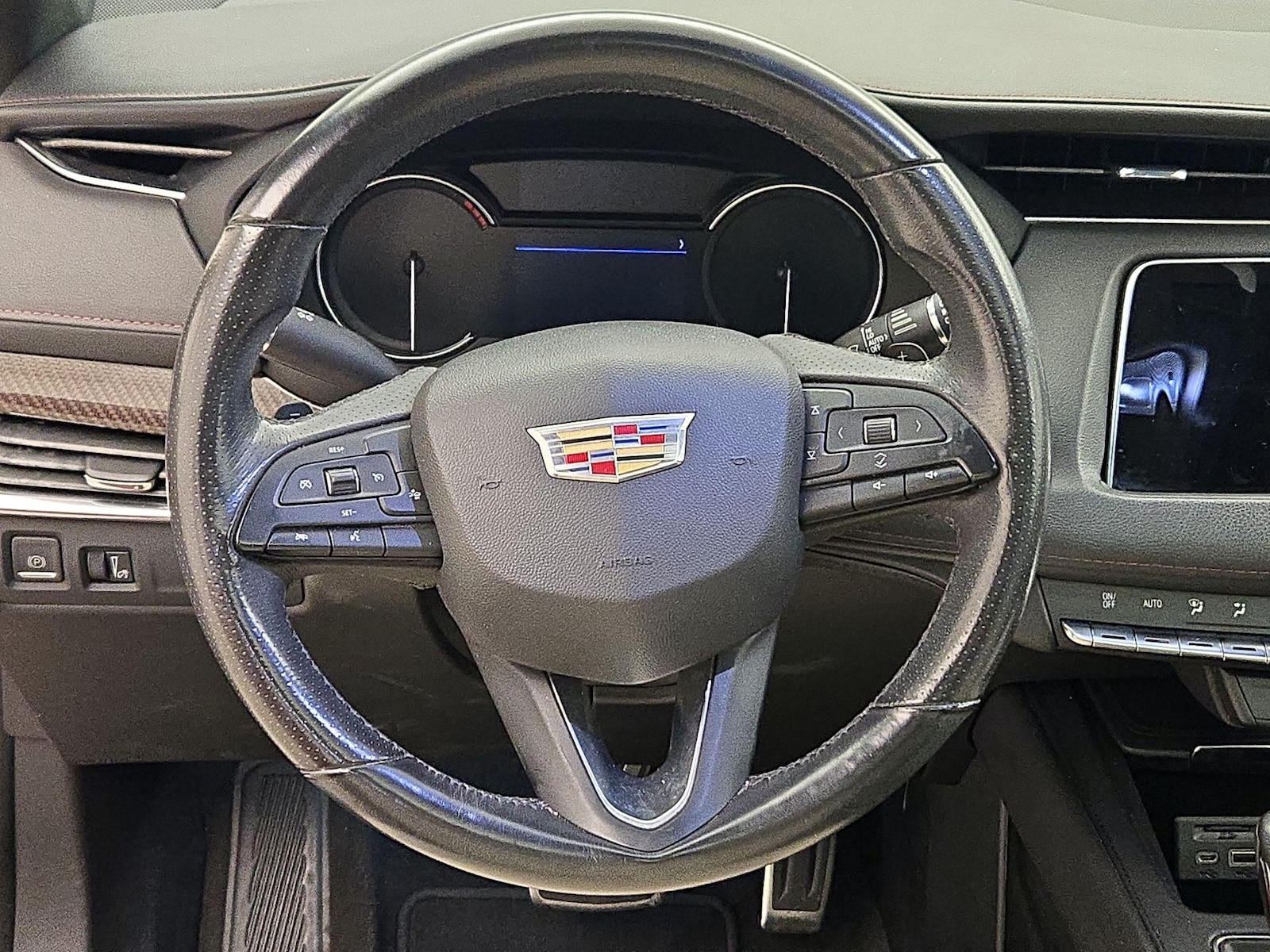 2019 Cadillac XT4 Sport - Photo 11