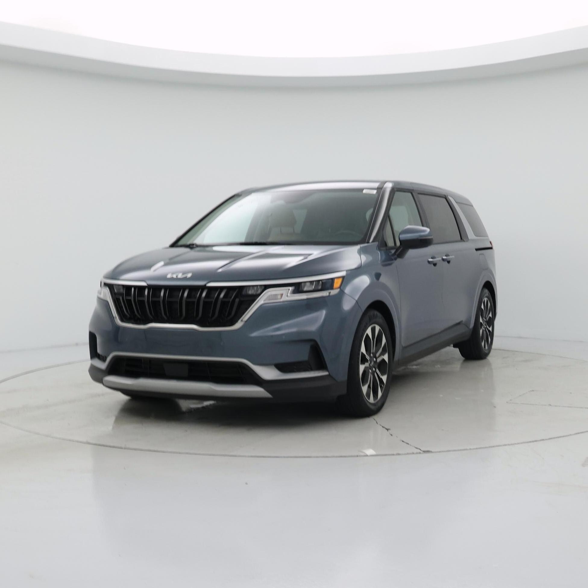 Thumbnail: 2024 Kia Carnival - 4