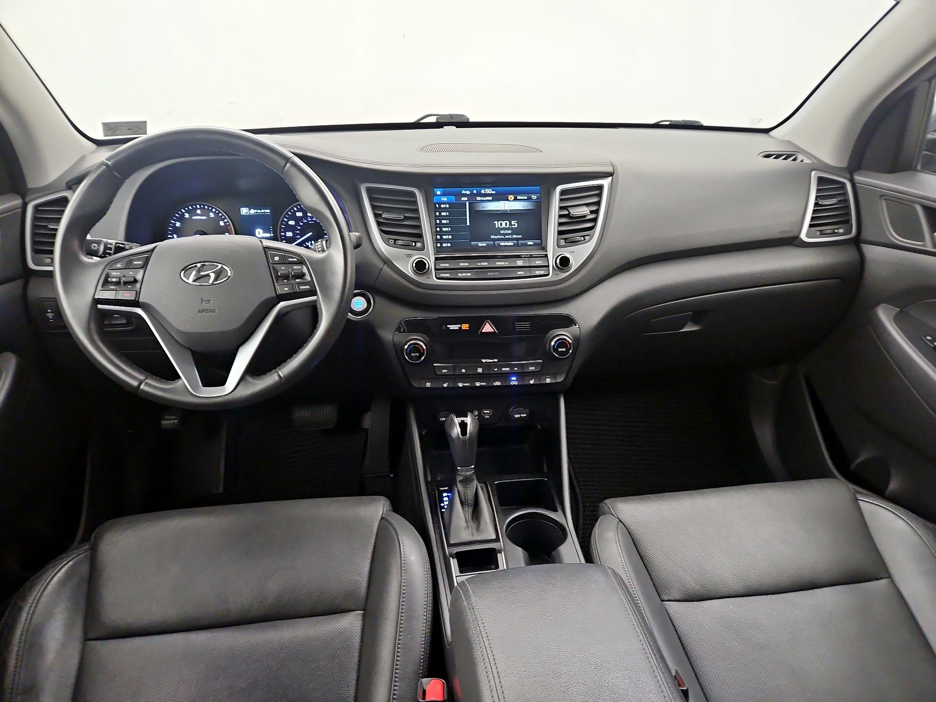 Thumbnail: 2016 Hyundai Tucson - 9