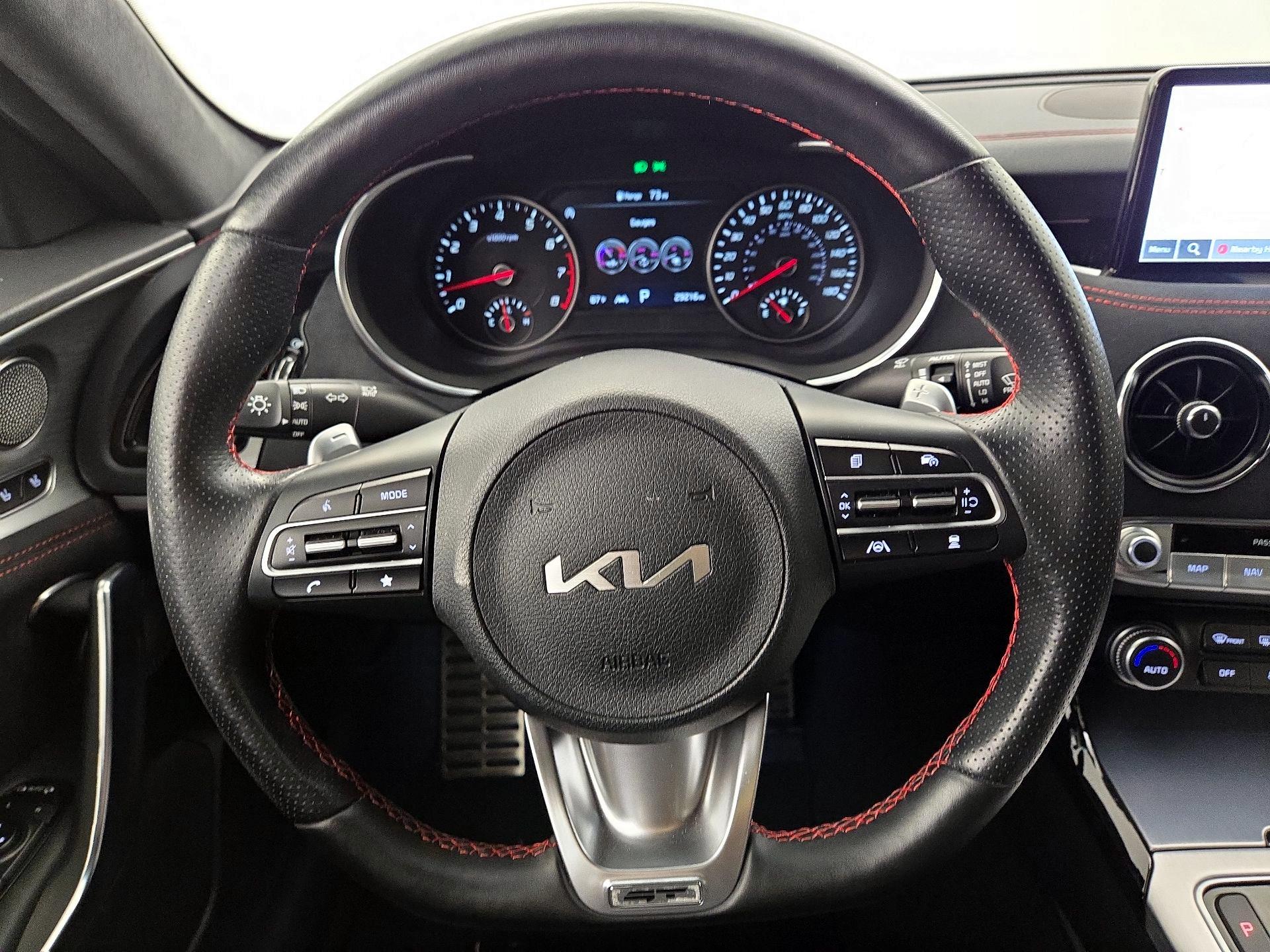 Thumbnail: 2023 Kia Stinger - 10