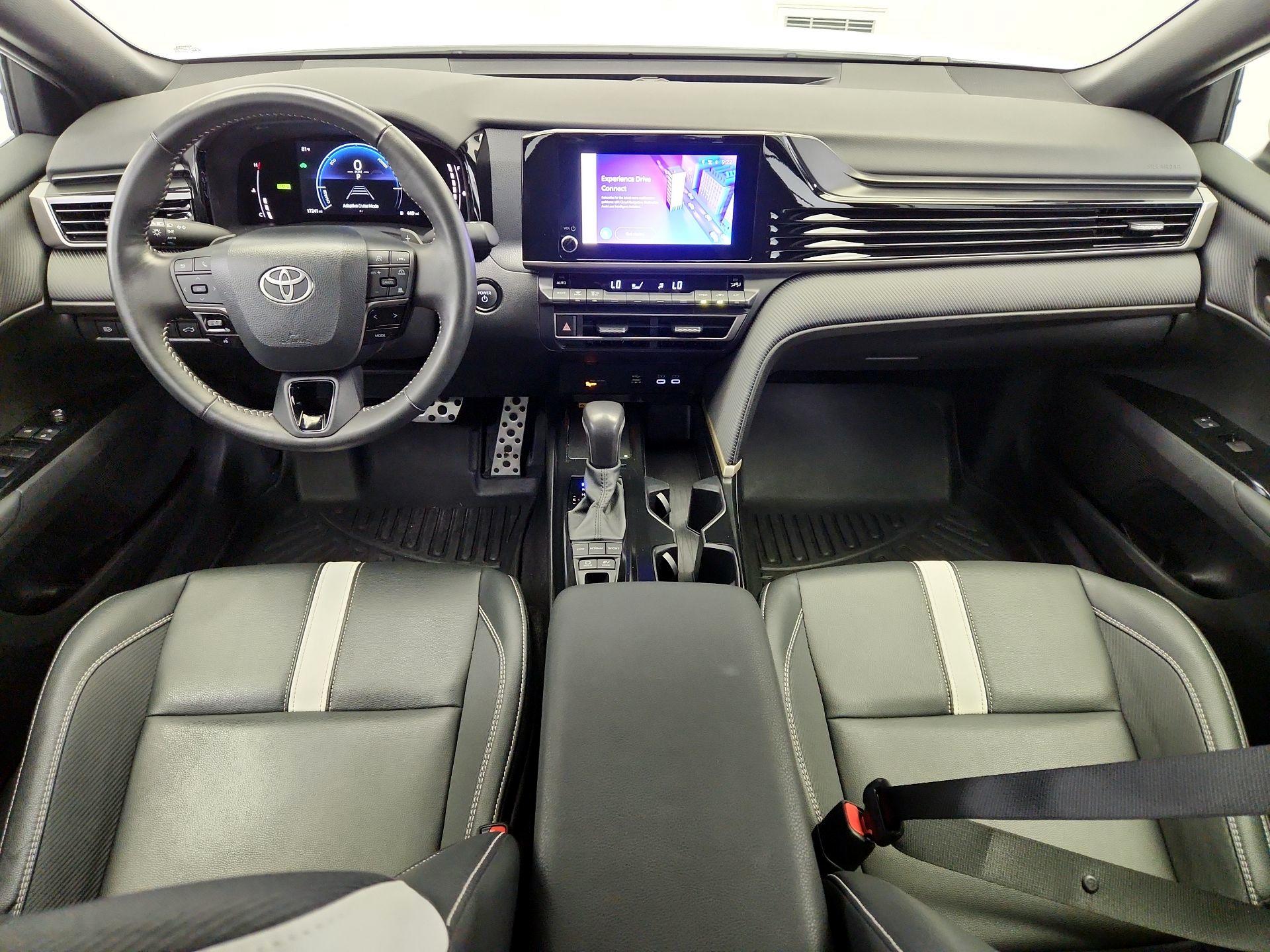 Thumbnail: 2025 Toyota Camry - 9