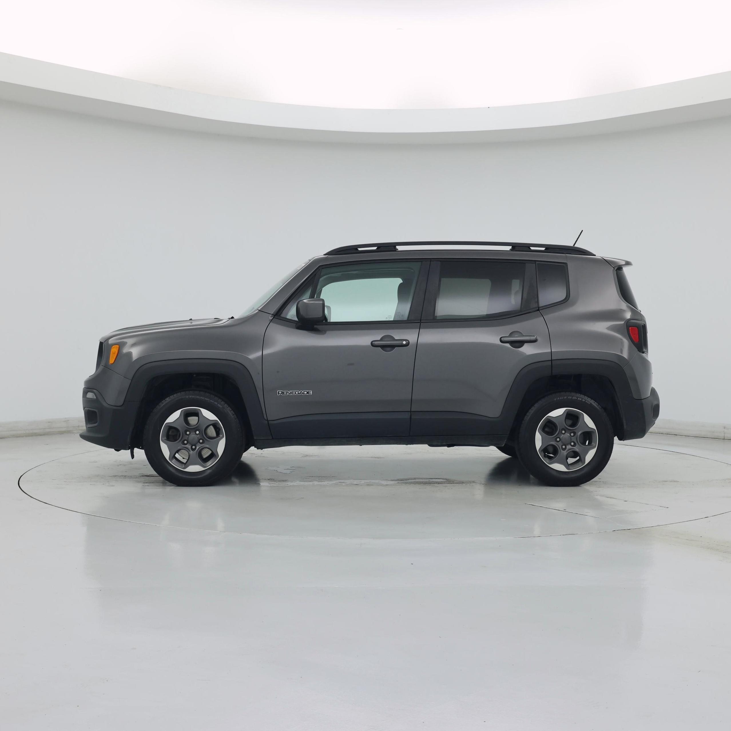 Thumbnail: 2016 Jeep Renegade - 3
