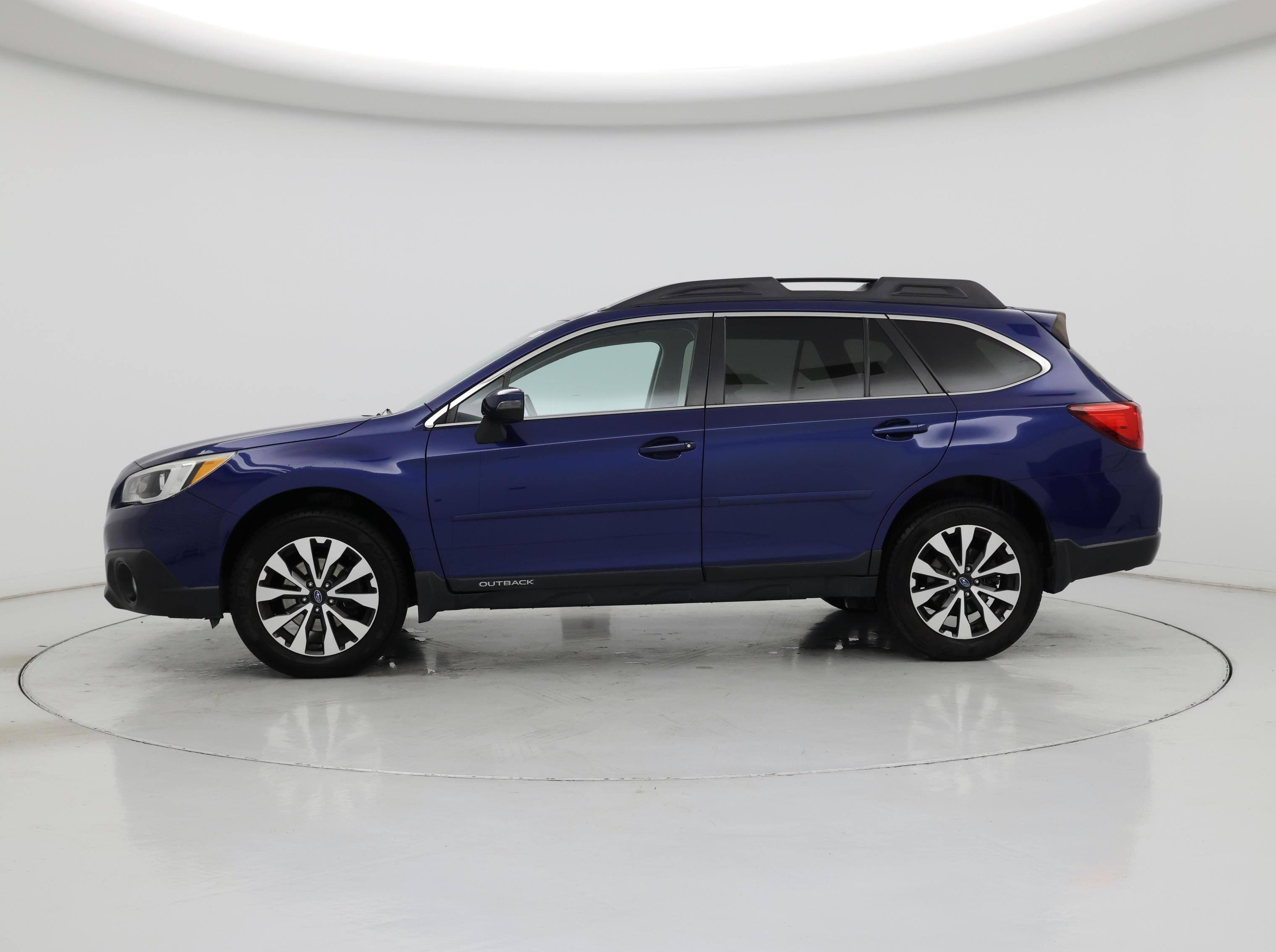 Thumbnail: 2015 Subaru Outback - 3