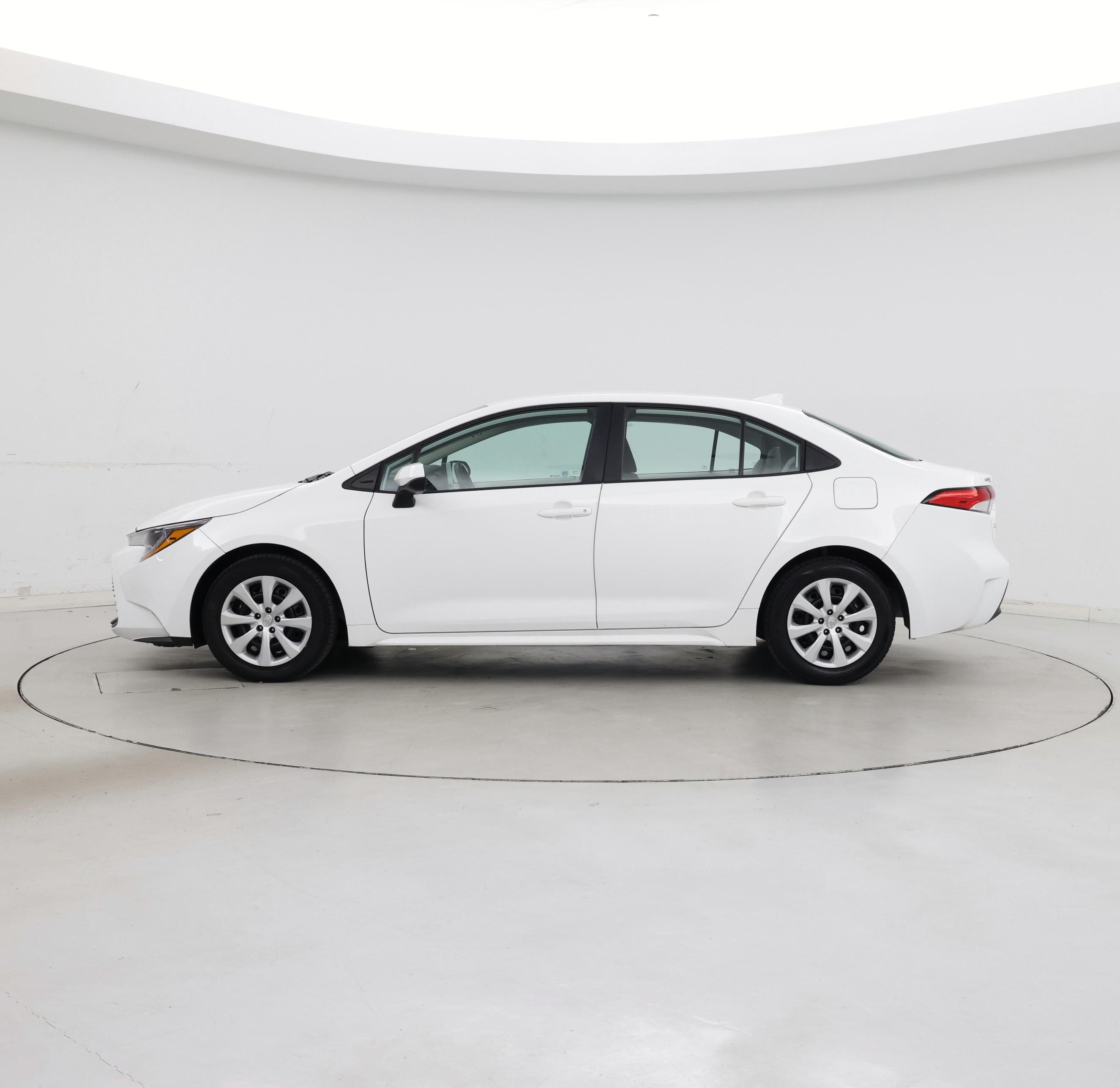 Thumbnail: 2024 Toyota Corolla - 3
