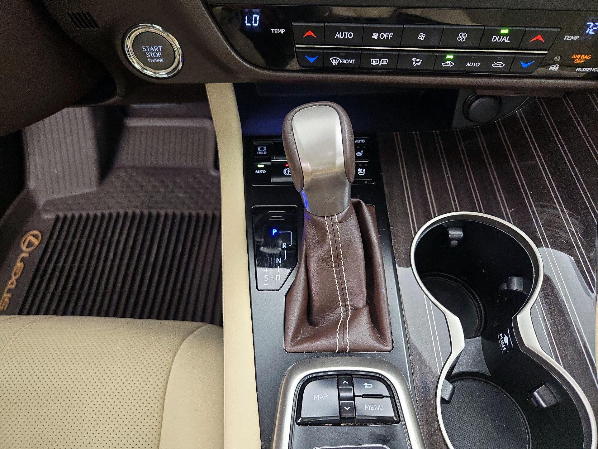 Thumbnail: 2019 Lexus RX - 18