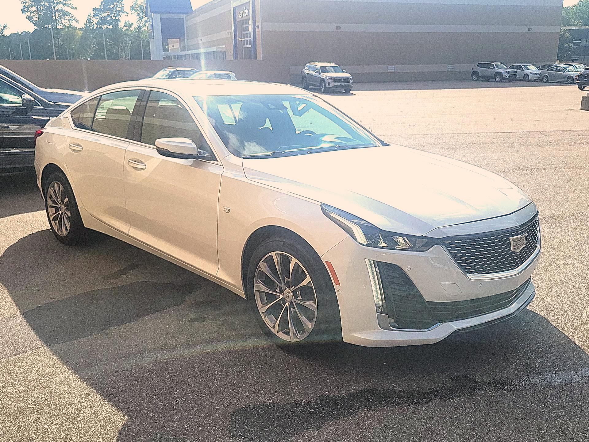 Thumbnail: 2022 Cadillac CT5 - 1