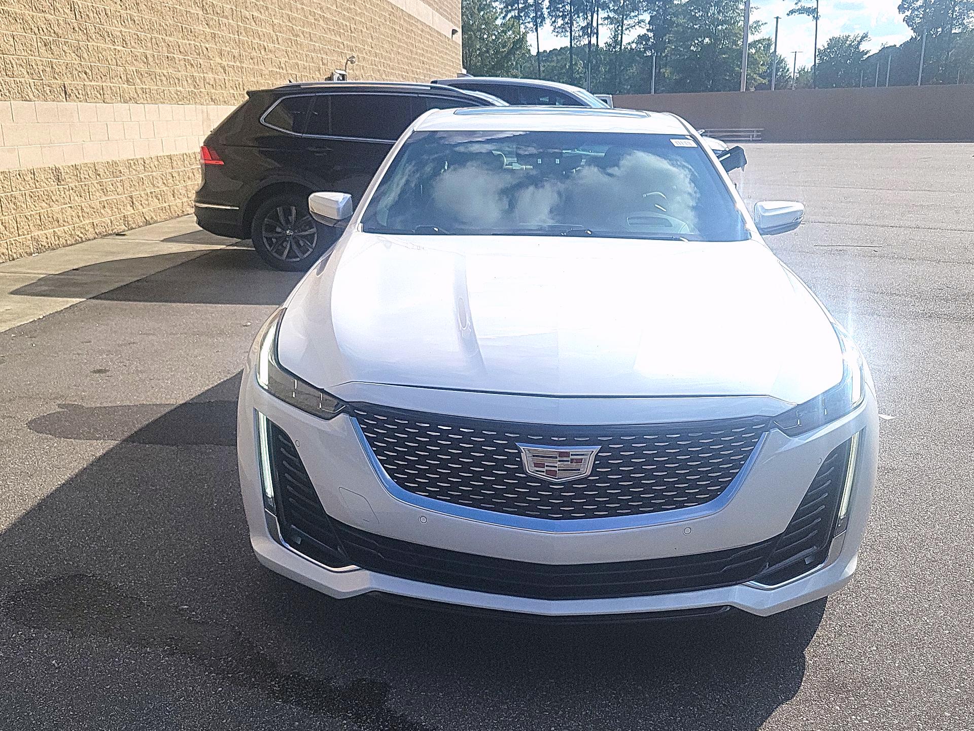 Thumbnail: 2022 Cadillac CT5 - 2