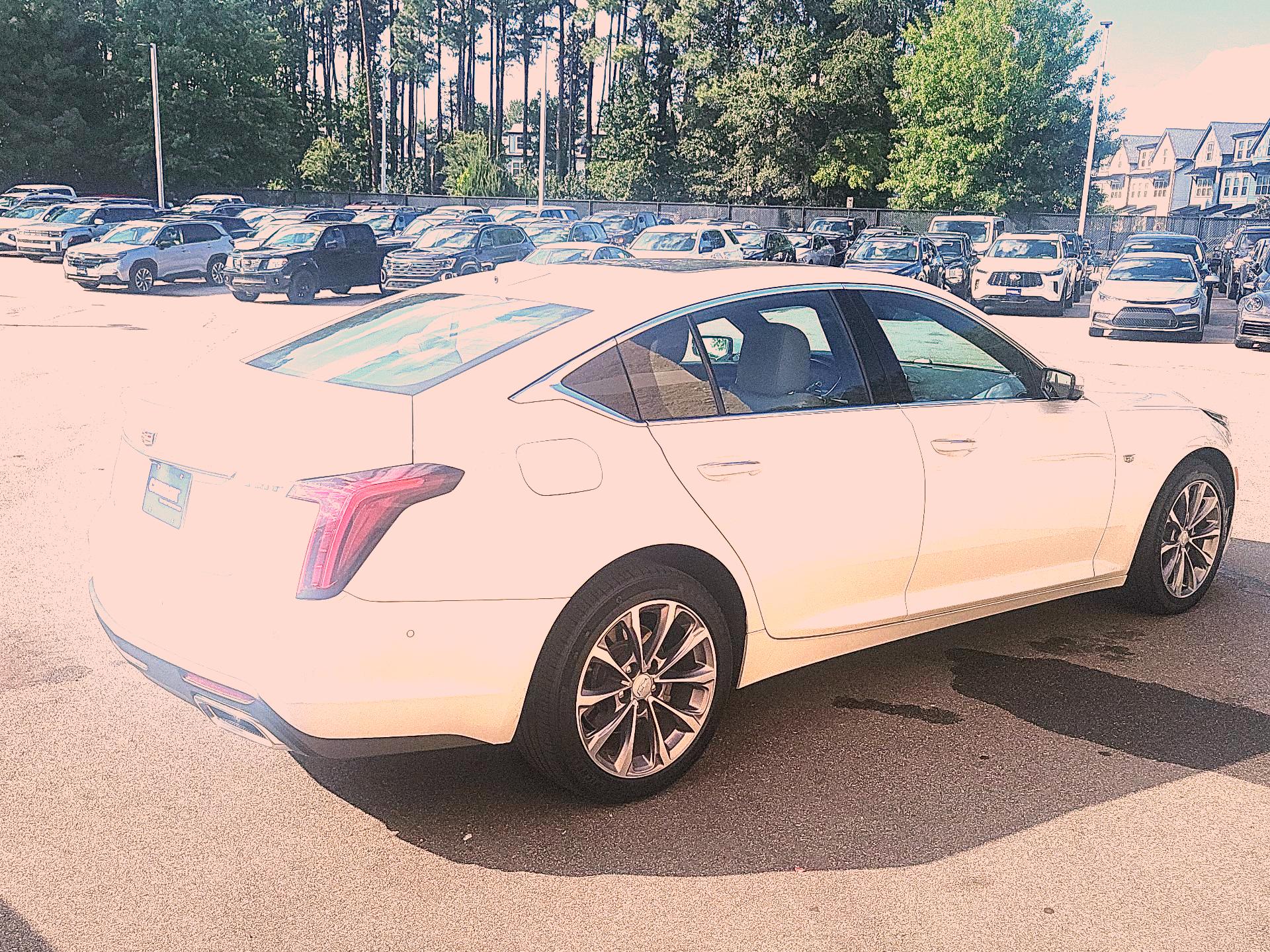 Thumbnail: 2022 Cadillac CT5 - 5