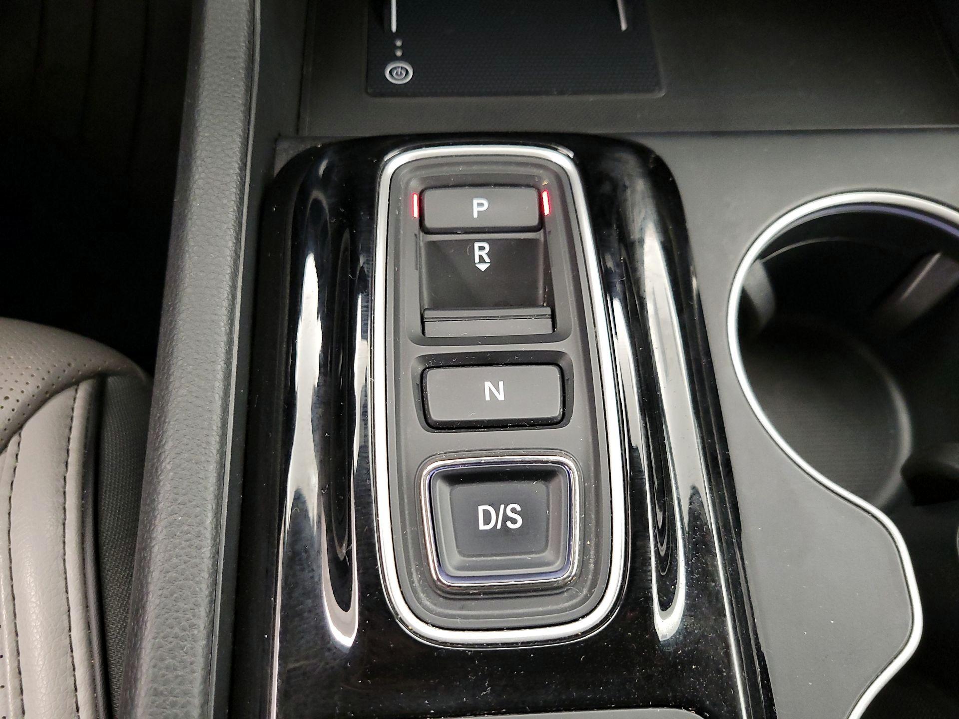 Thumbnail: 2023 Honda Pilot - 18