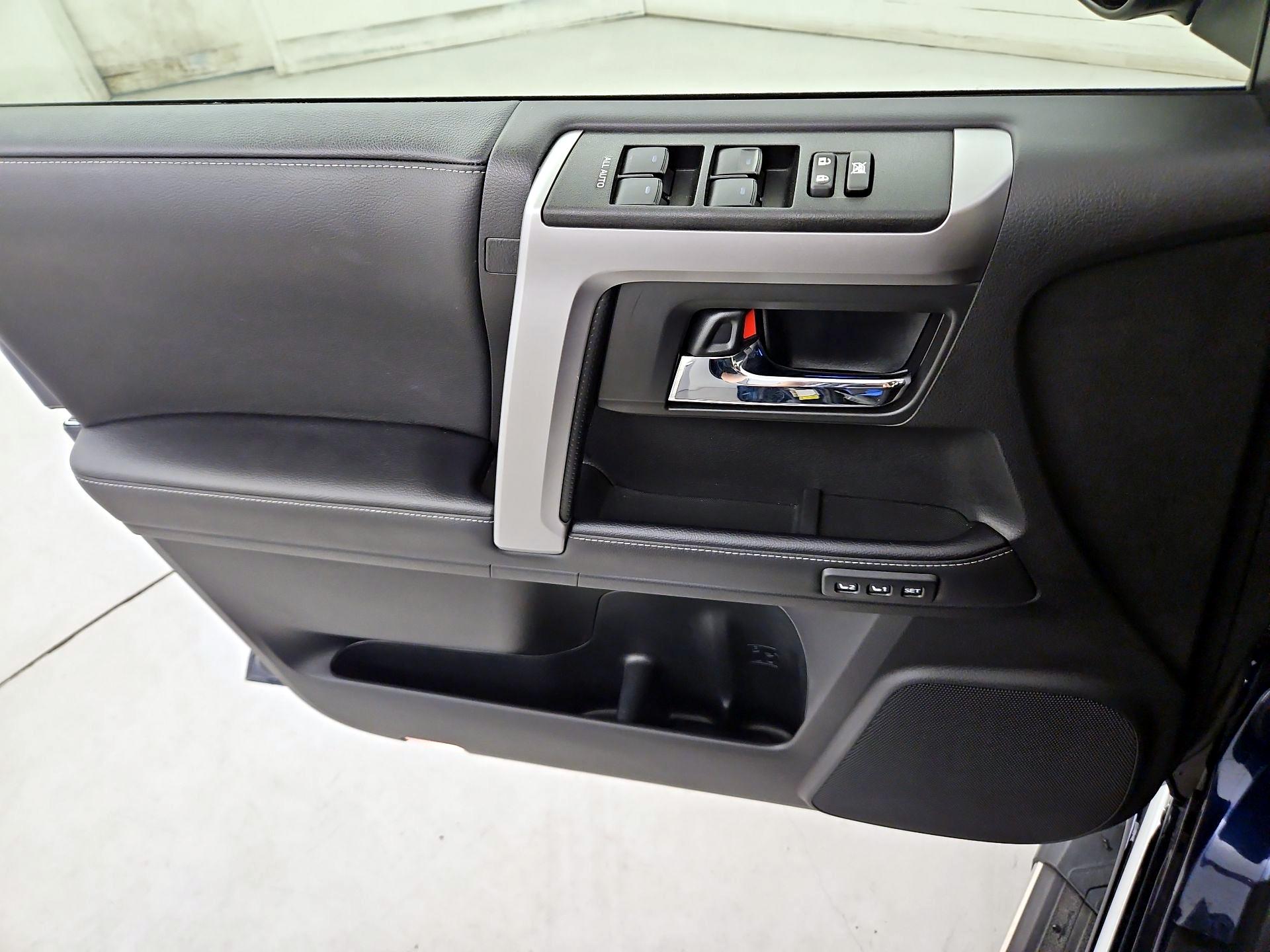 Thumbnail: 2023 Toyota 4Runner - 12