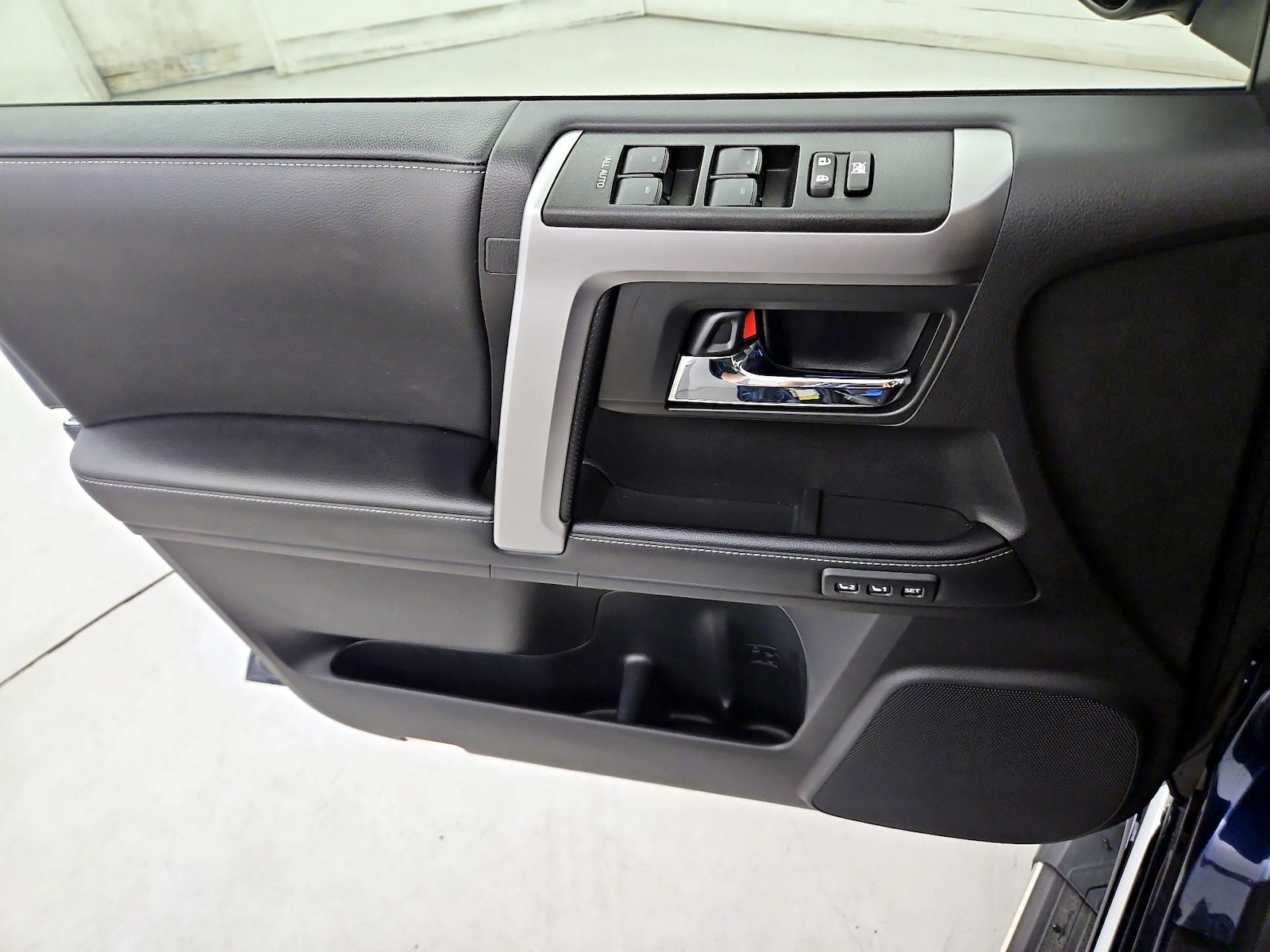 2023 Toyota 4Runner Limited - Photo 13