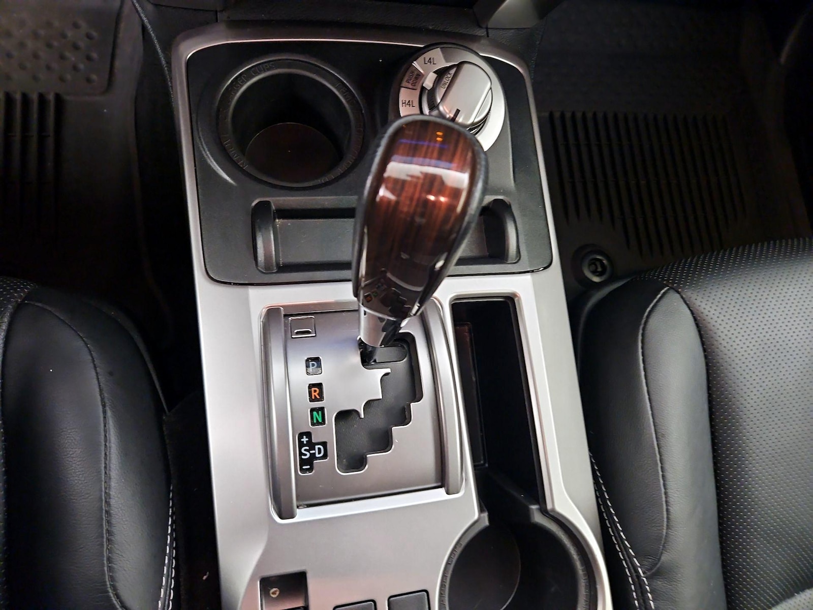 2023 Toyota 4Runner Limited - Photo 19