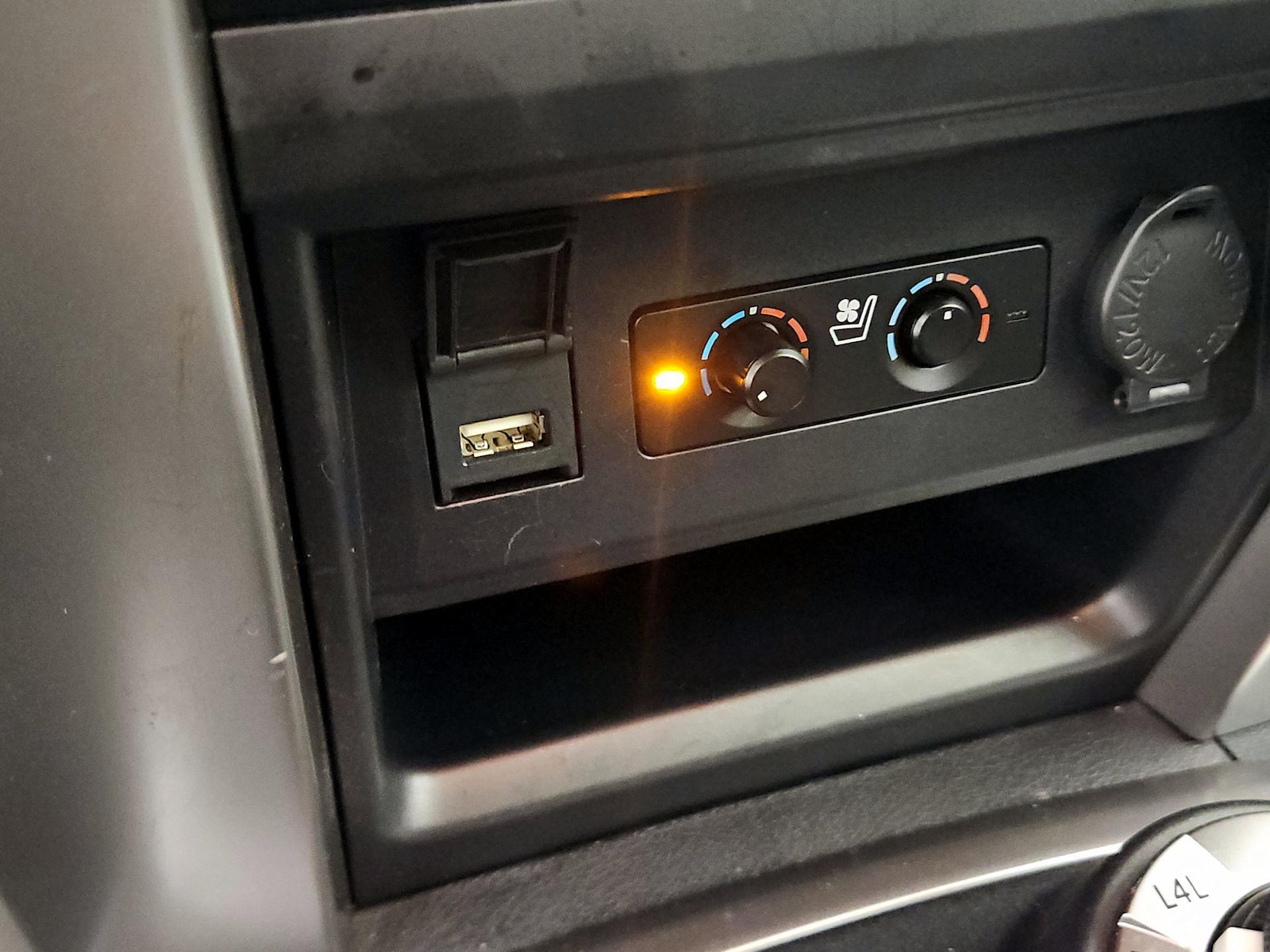 2023 Toyota 4Runner Limited - Photo 20