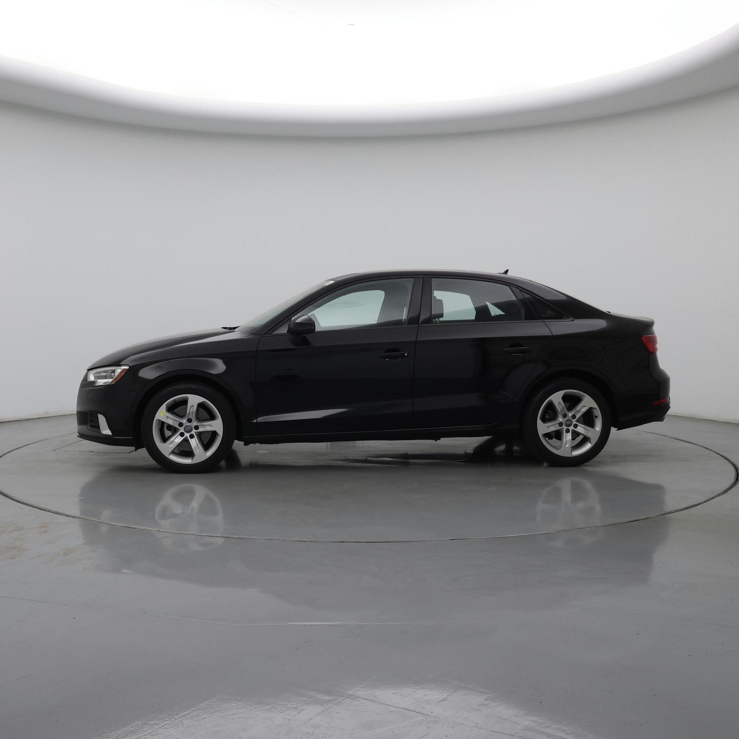 Thumbnail: 2017 Audi A3 - 3