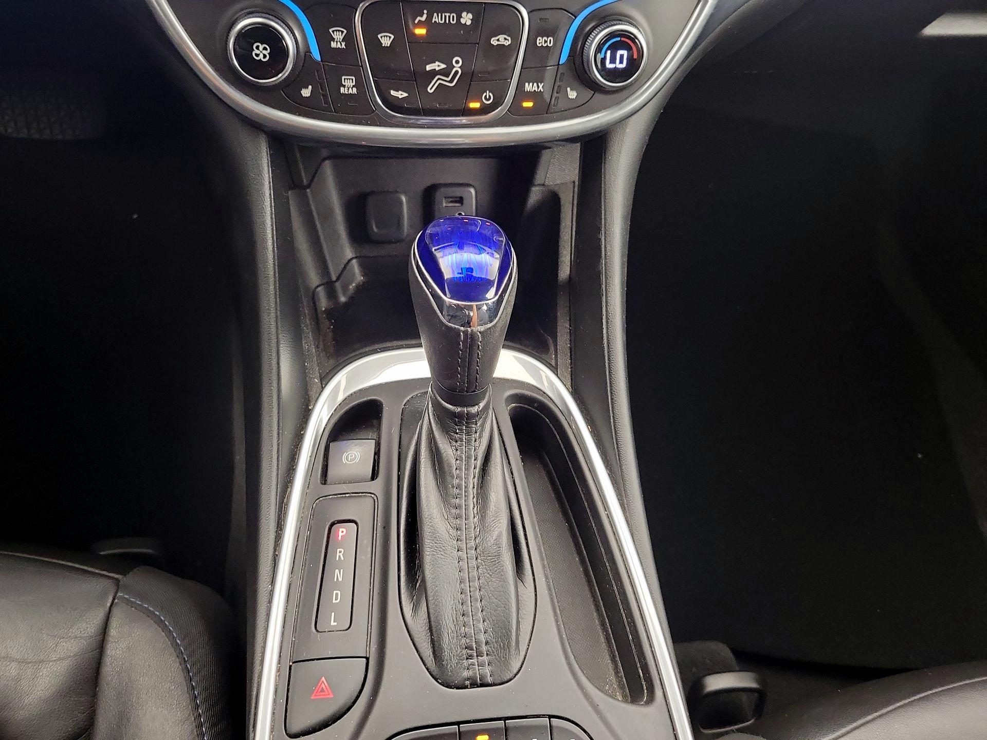 Thumbnail: 2017 Chevrolet Volt - 18