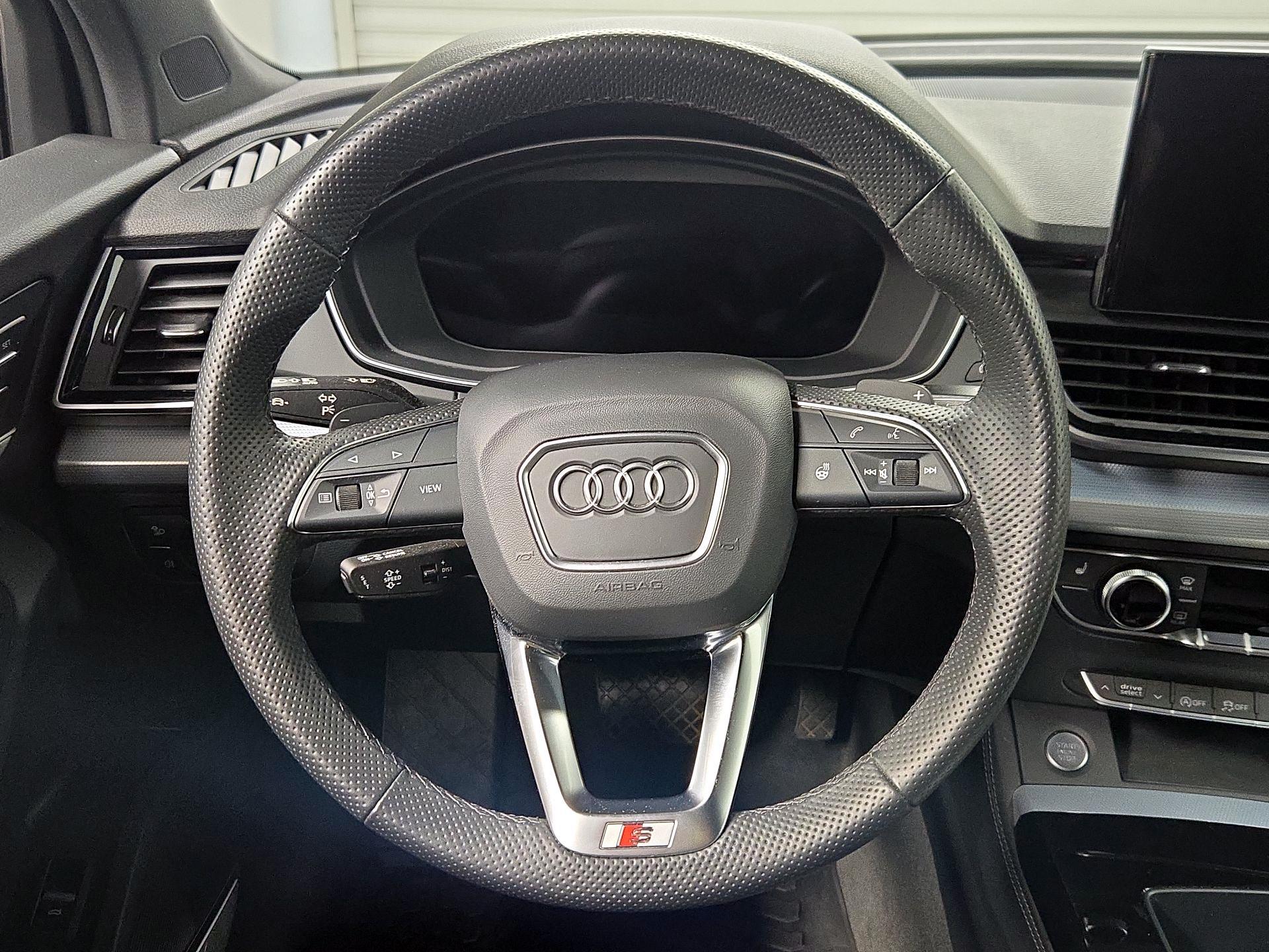 Thumbnail: 2024 Audi Q5 - 10