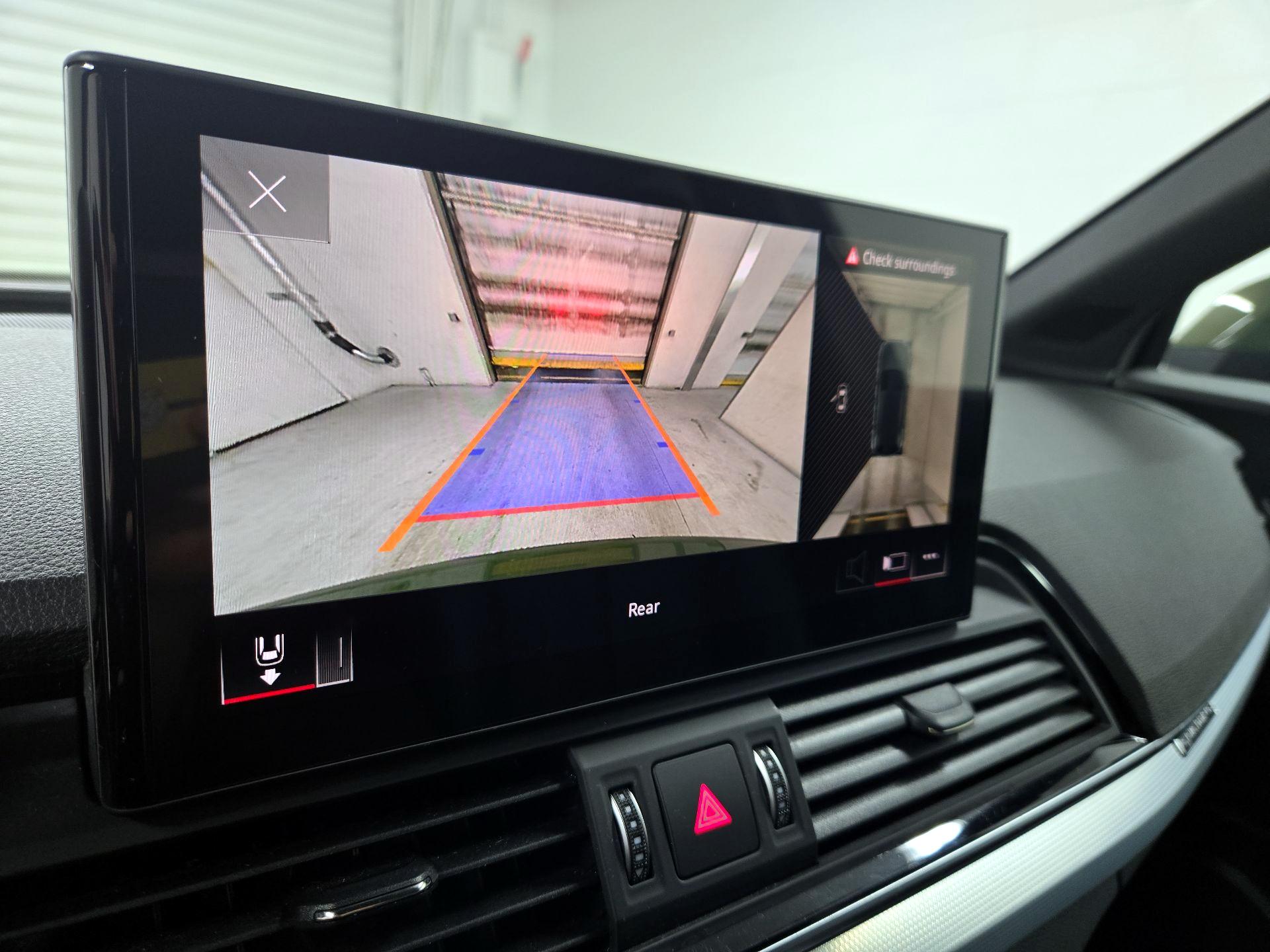 Thumbnail: 2024 Audi Q5 - 15