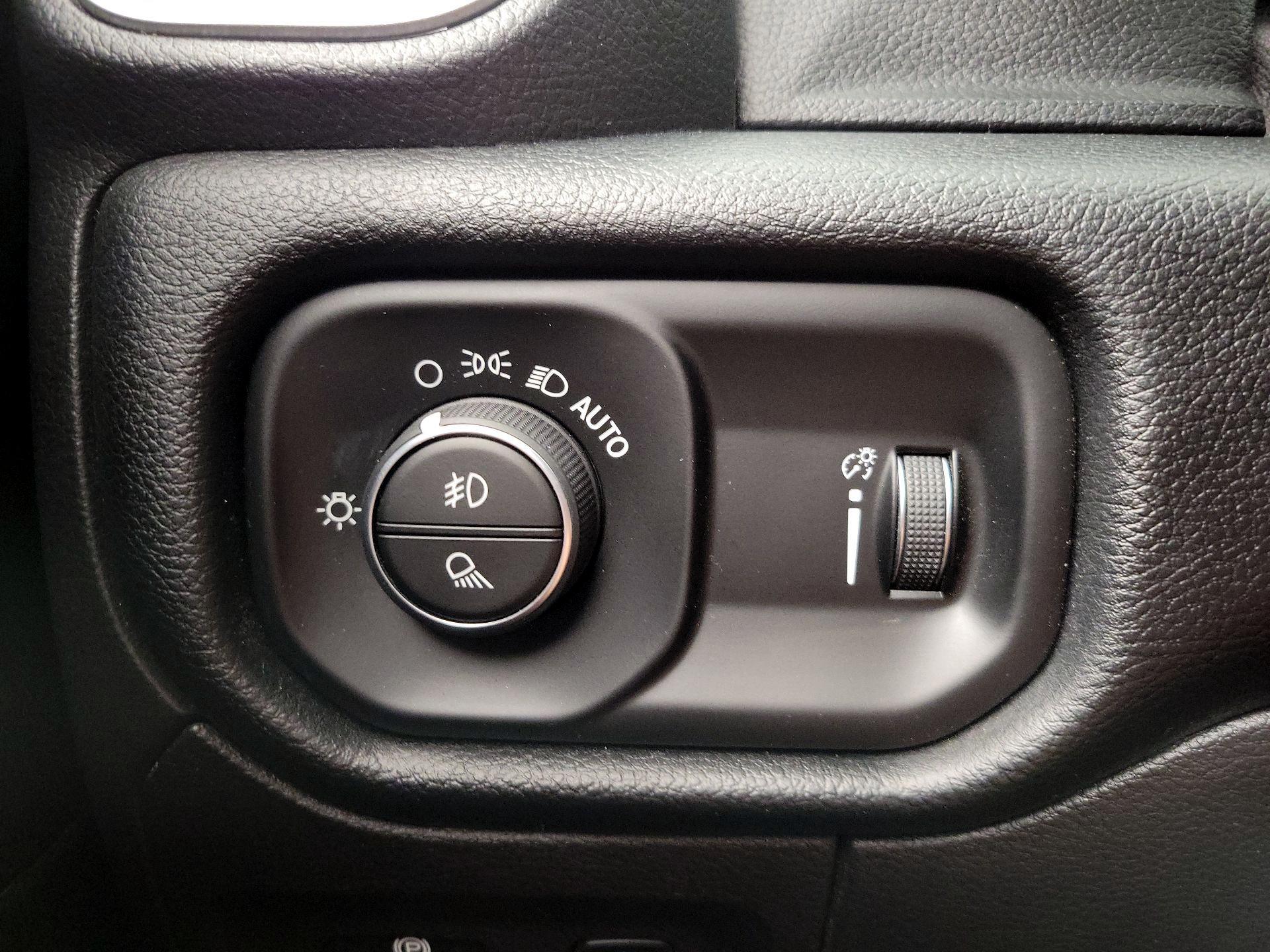 Thumbnail: 2021 RAM 1500 - 13
