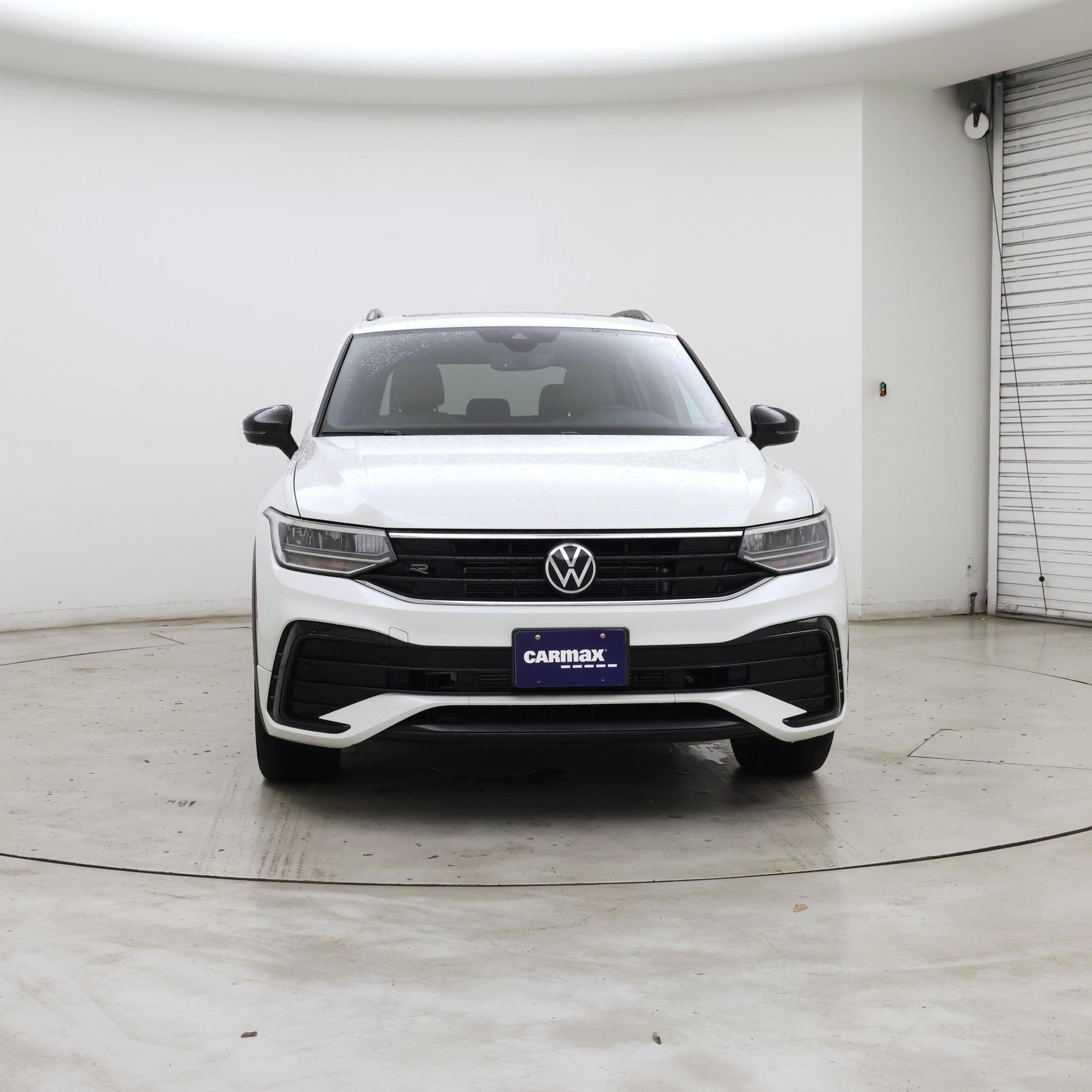 Thumbnail: 2023 Volkswagen Tiguan - 5