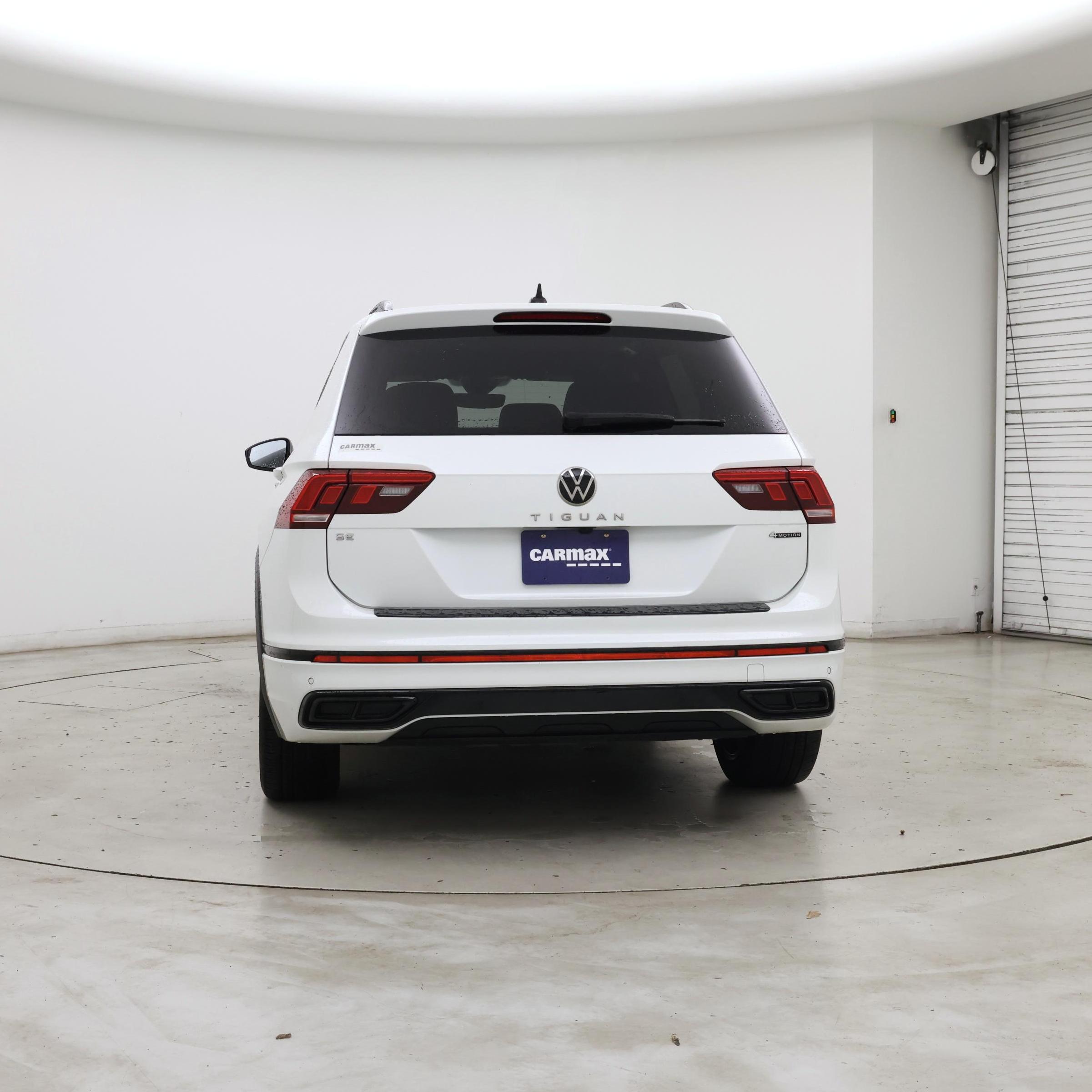 Thumbnail: 2023 Volkswagen Tiguan - 6