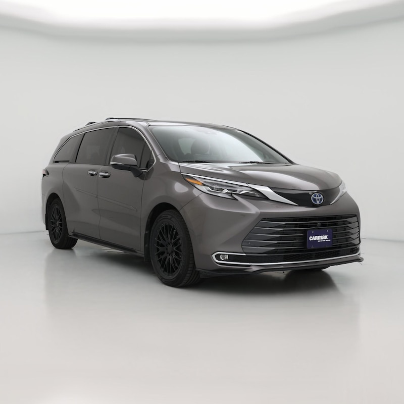 2023 Toyota Sienna Hybrid Platinum