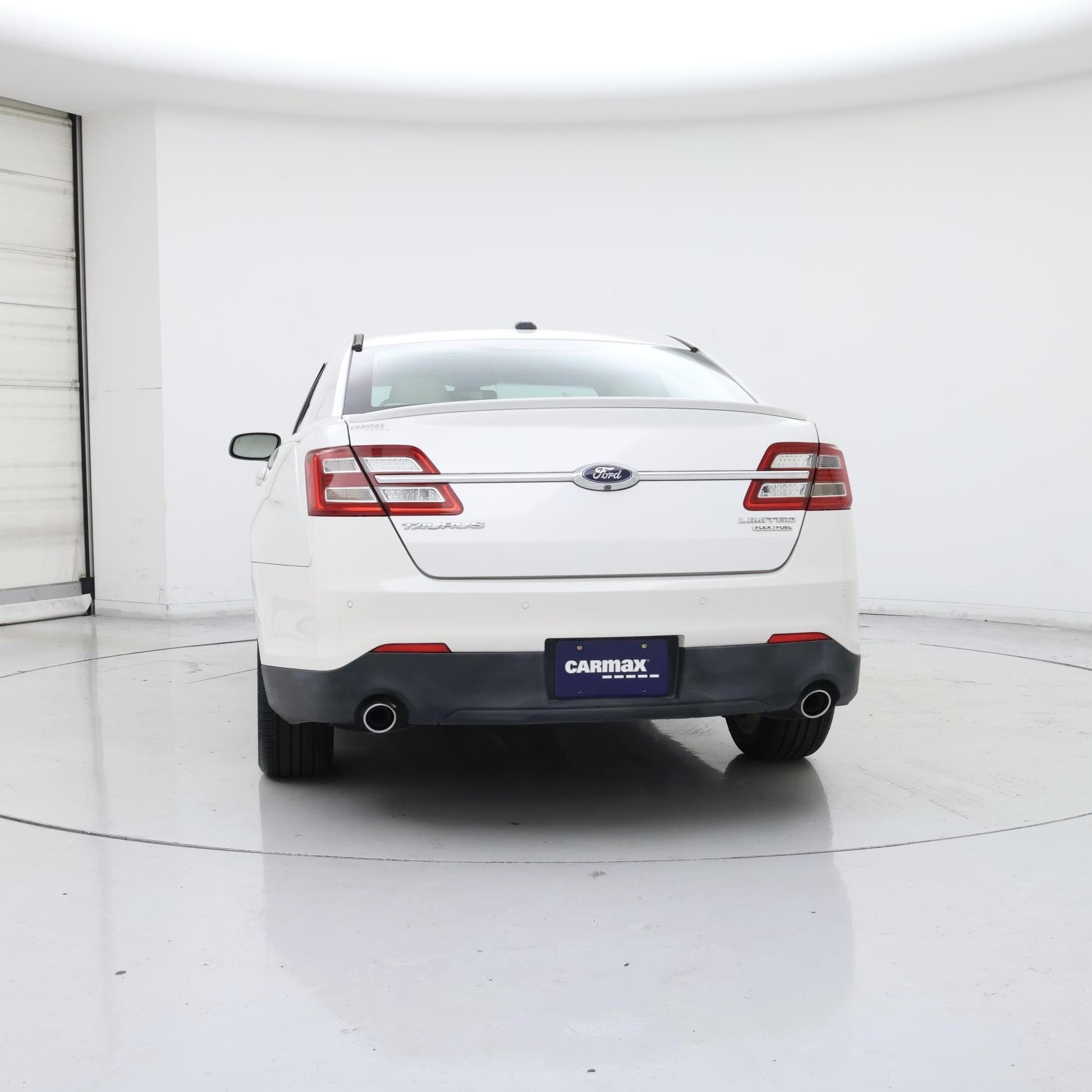 Thumbnail: 2015 Ford Taurus - 6