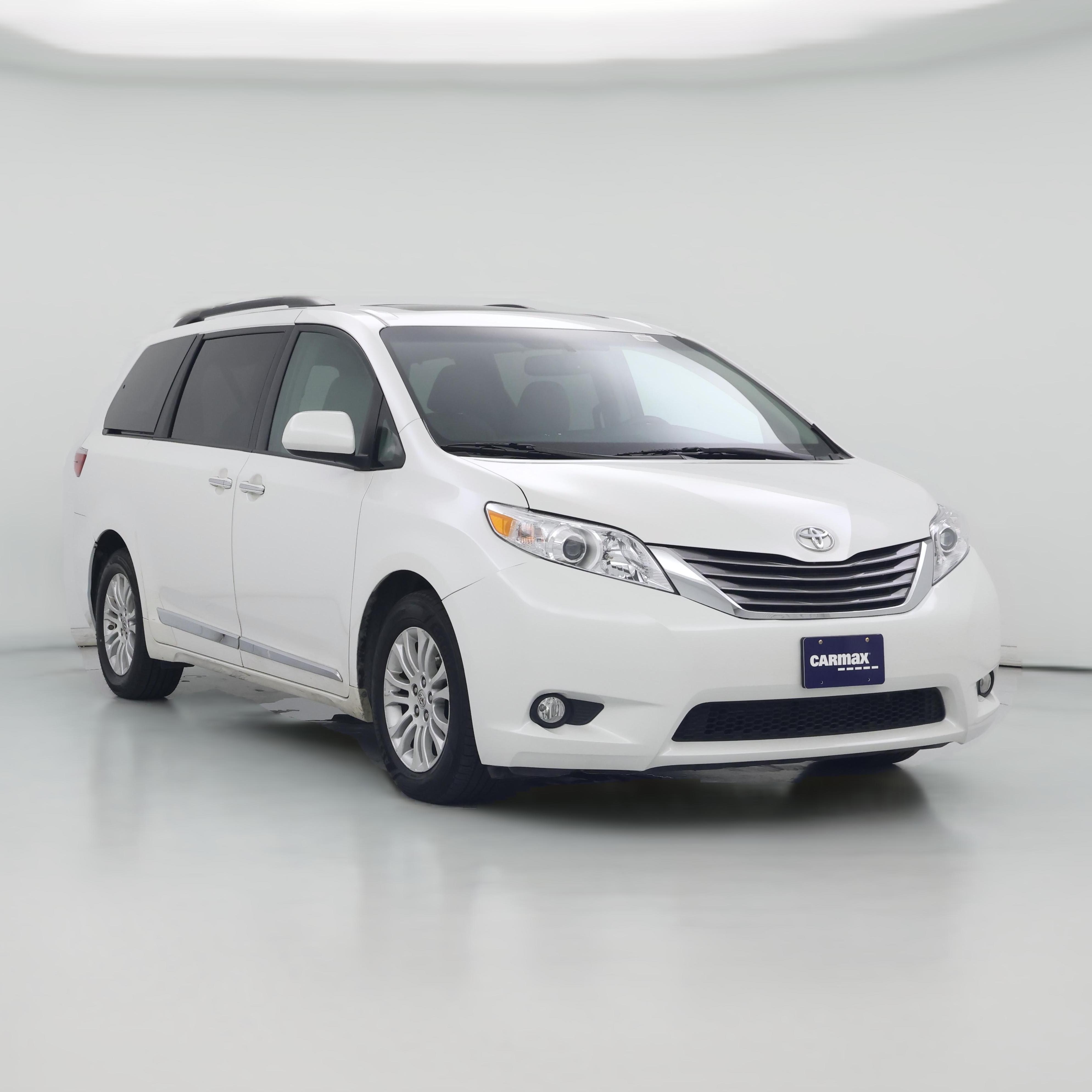 Thumbnail: 2015 Toyota Sienna - 1