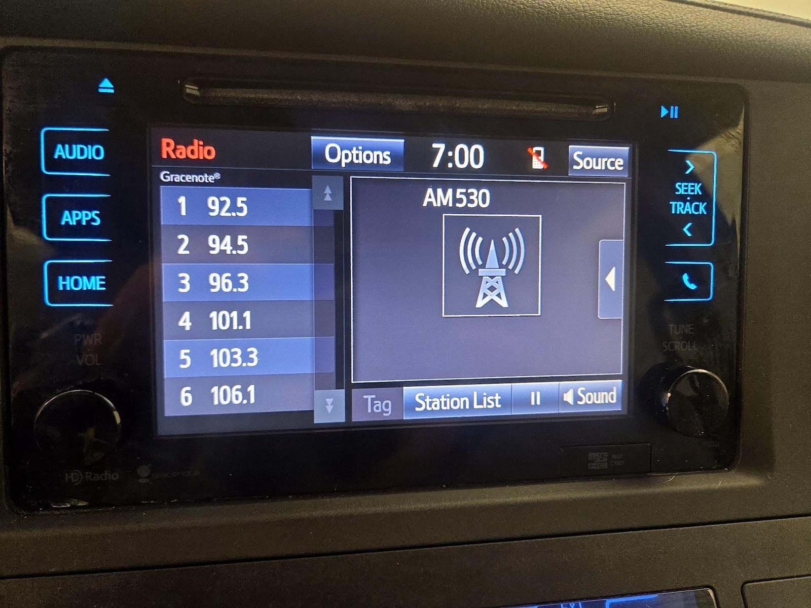 2015 Toyota Sienna XLE - Photo 16