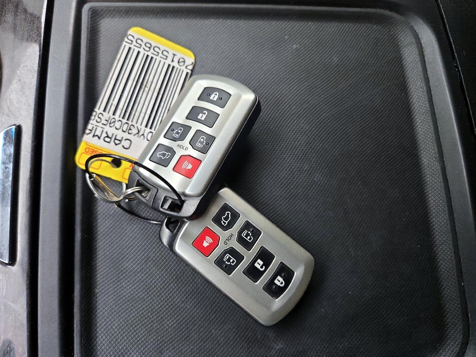 2015 Toyota Sienna XLE - Photo 26