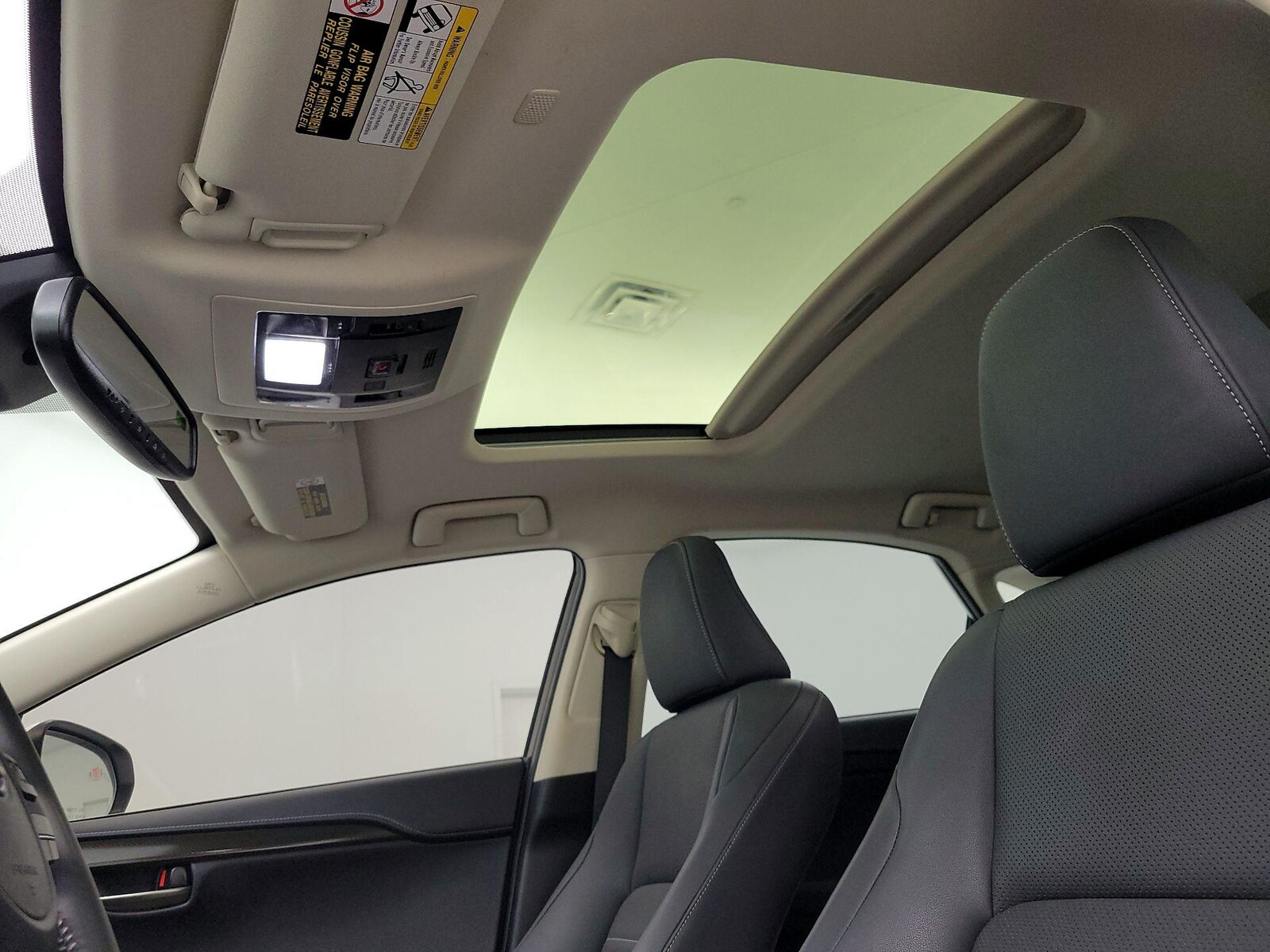 Sunroof(s) & Overhead Airbags