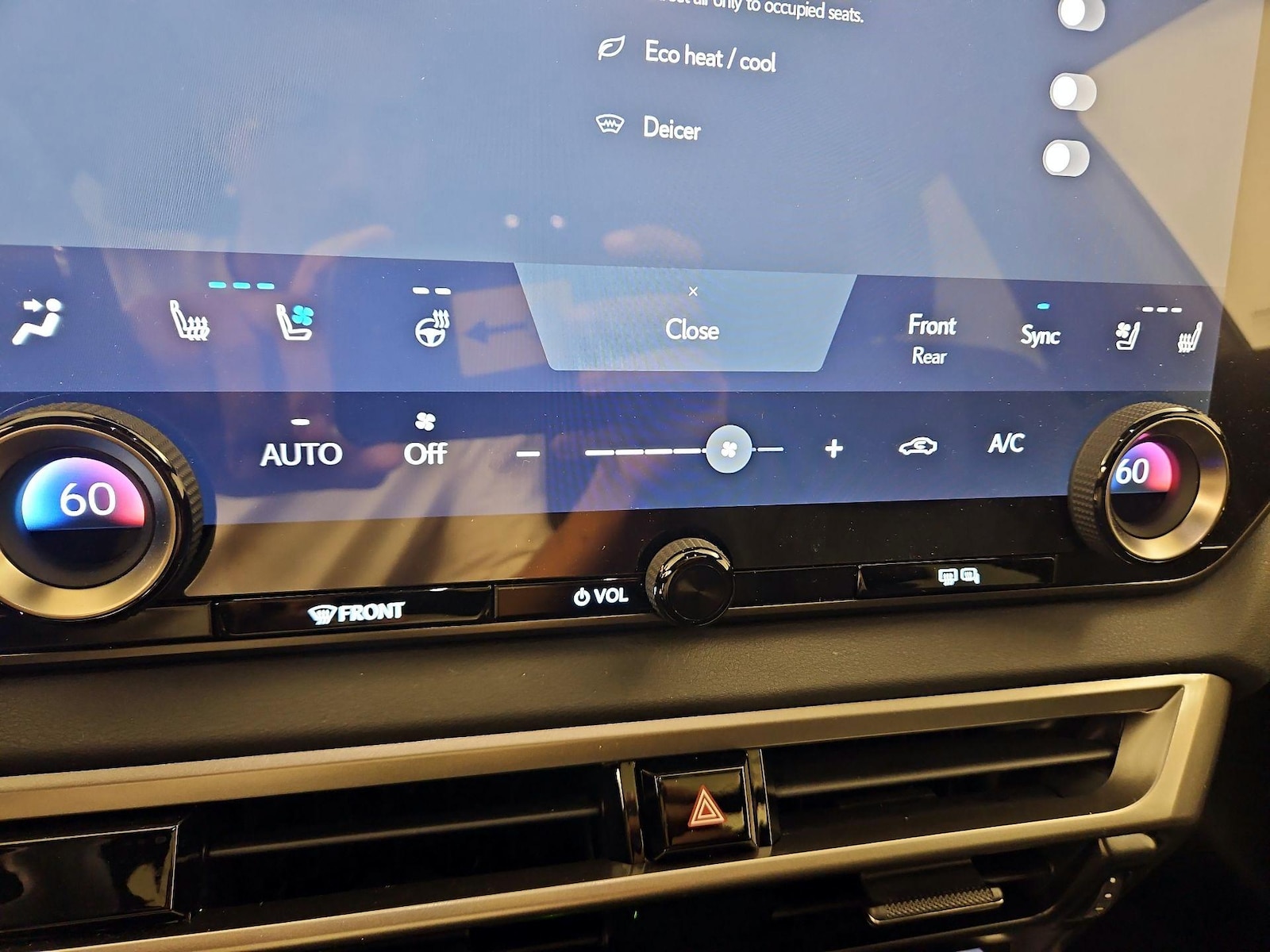 2024 Lexus RX Hybrid 350h - Photo 17