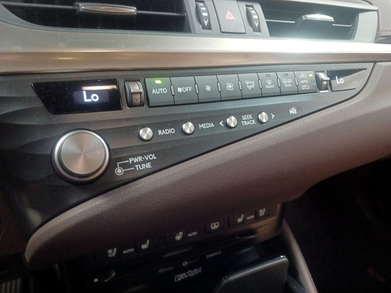 2021 Lexus ES Hybrid 300h Luxury - Photo 15