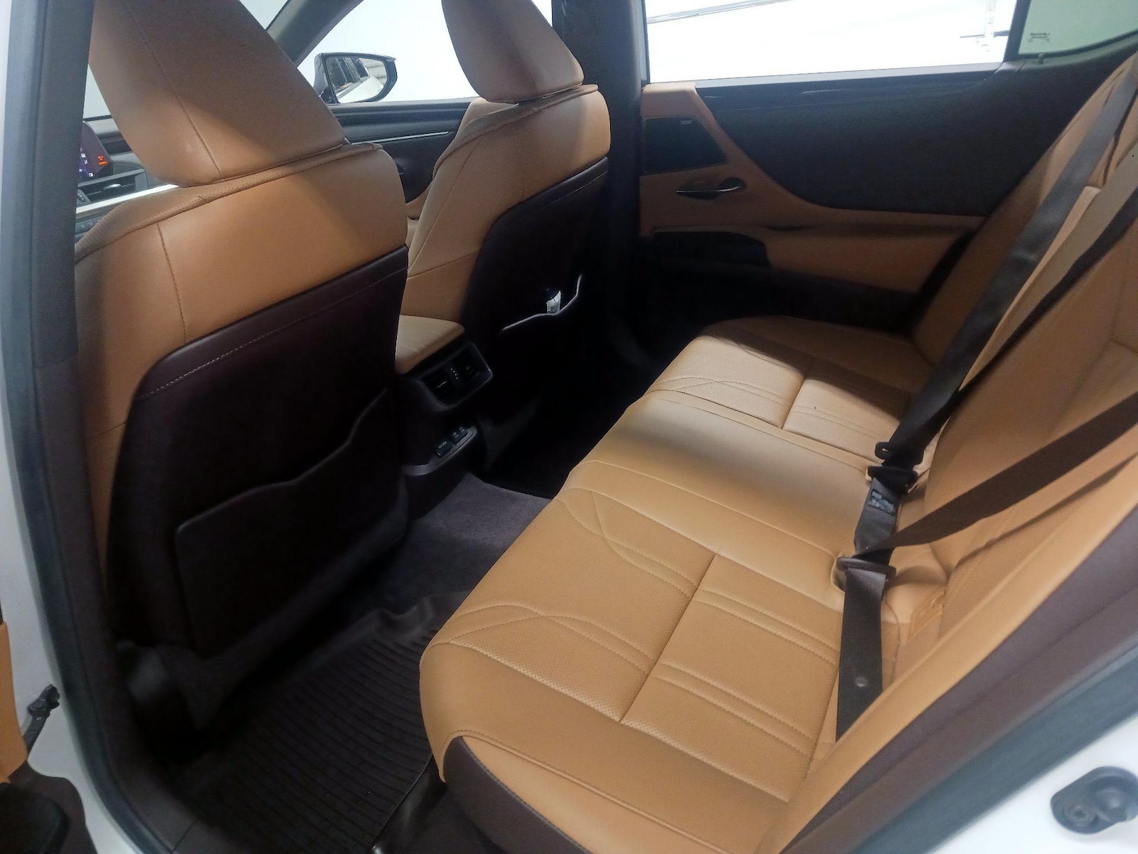 2021 Lexus ES Hybrid 300h Luxury - Photo 18