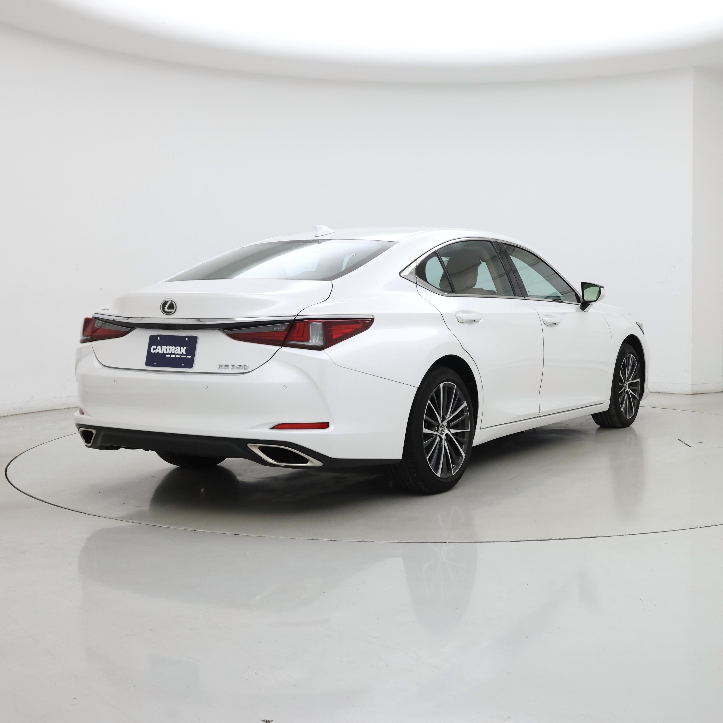 Thumbnail: 2024 Lexus ES - 8