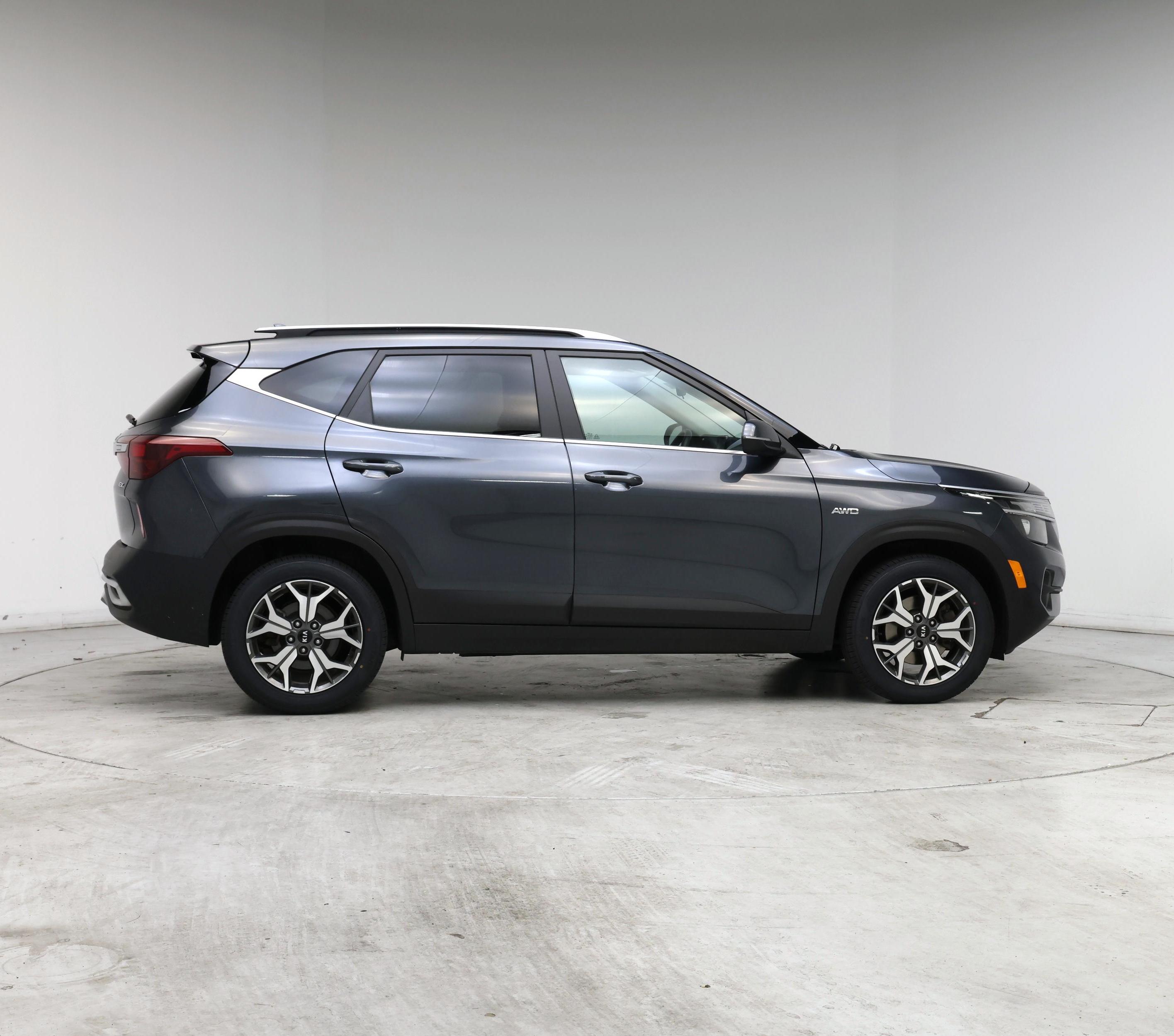 Thumbnail: 2021 Kia Seltos - 7