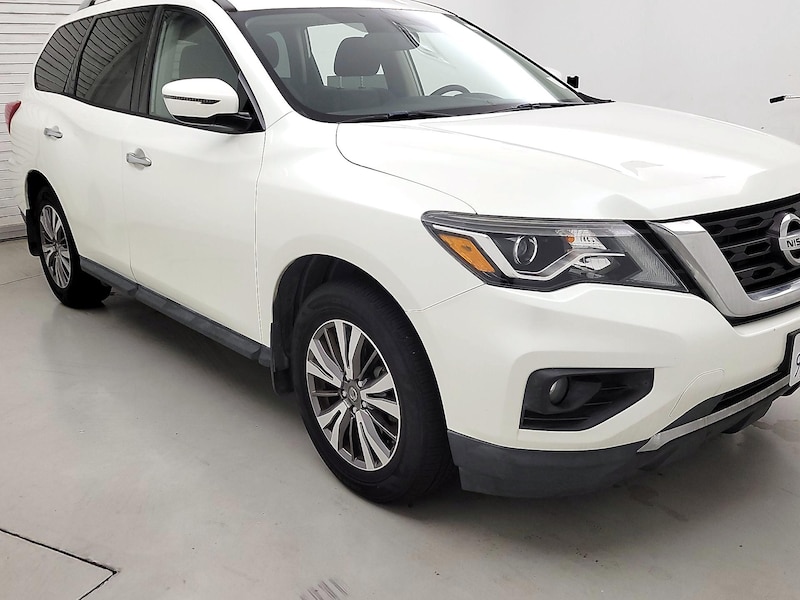 2018 Nissan Pathfinder SV