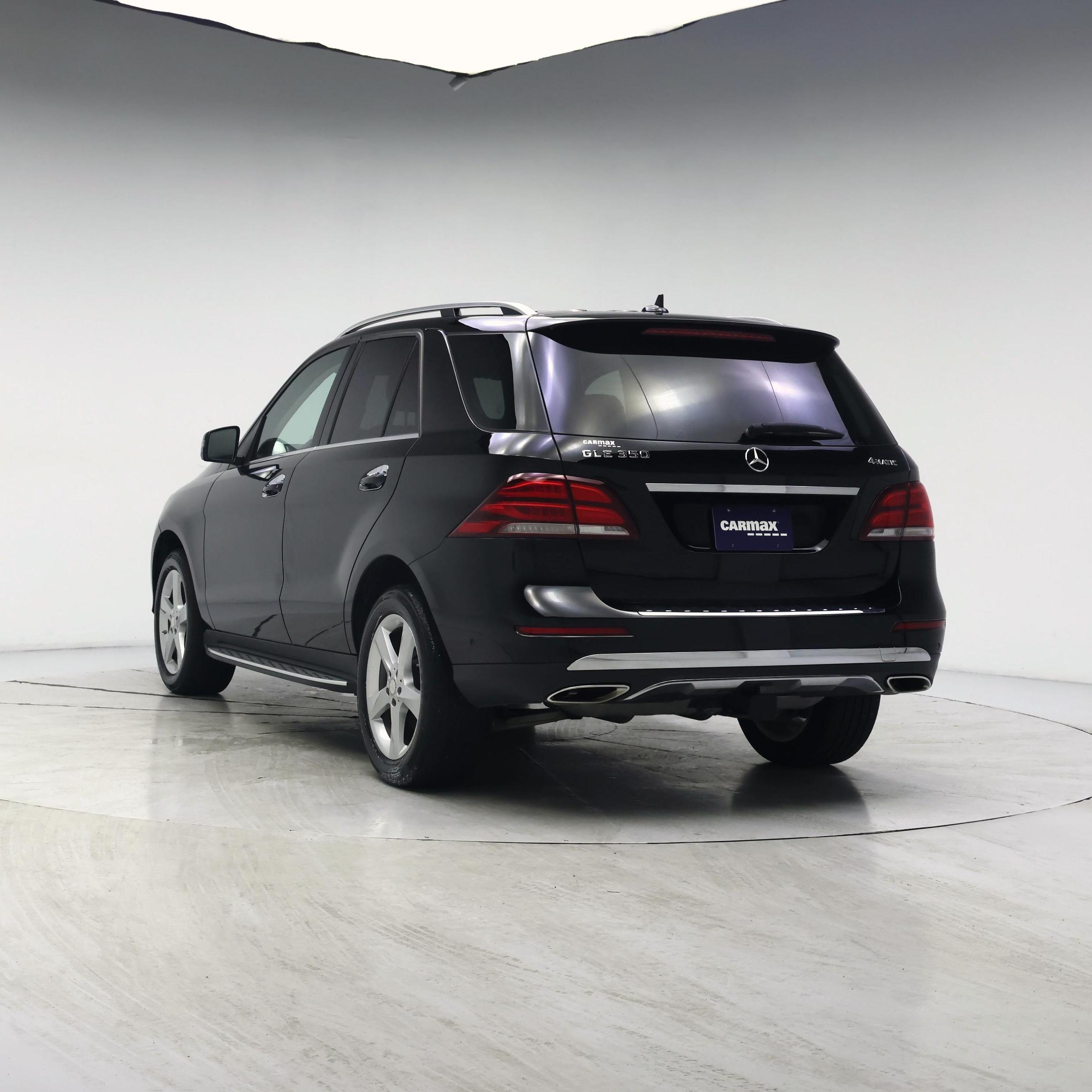 Thumbnail: 2016 Mercedes-Benz GLE - 2