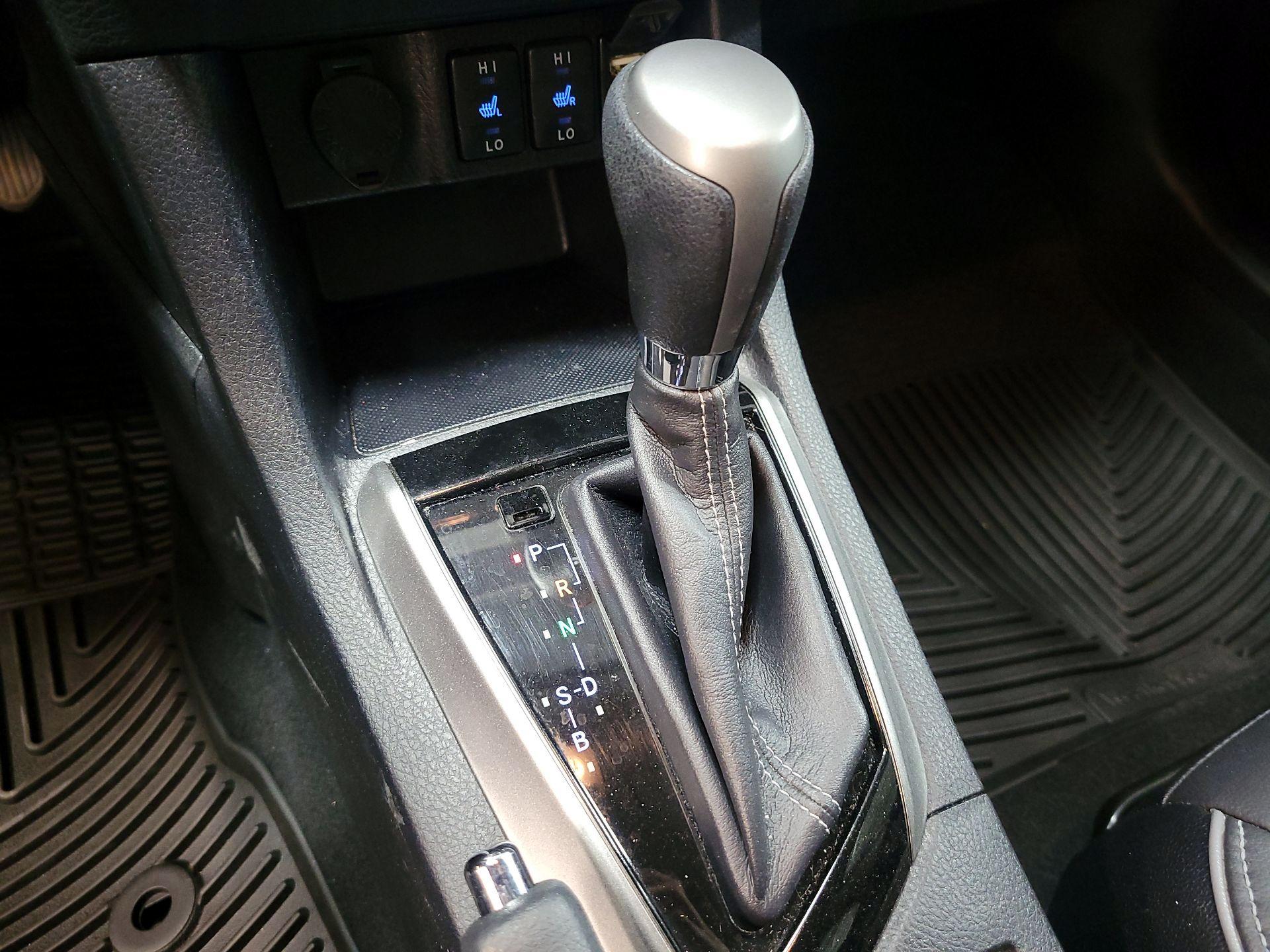 Thumbnail: 2016 Toyota Corolla - 17