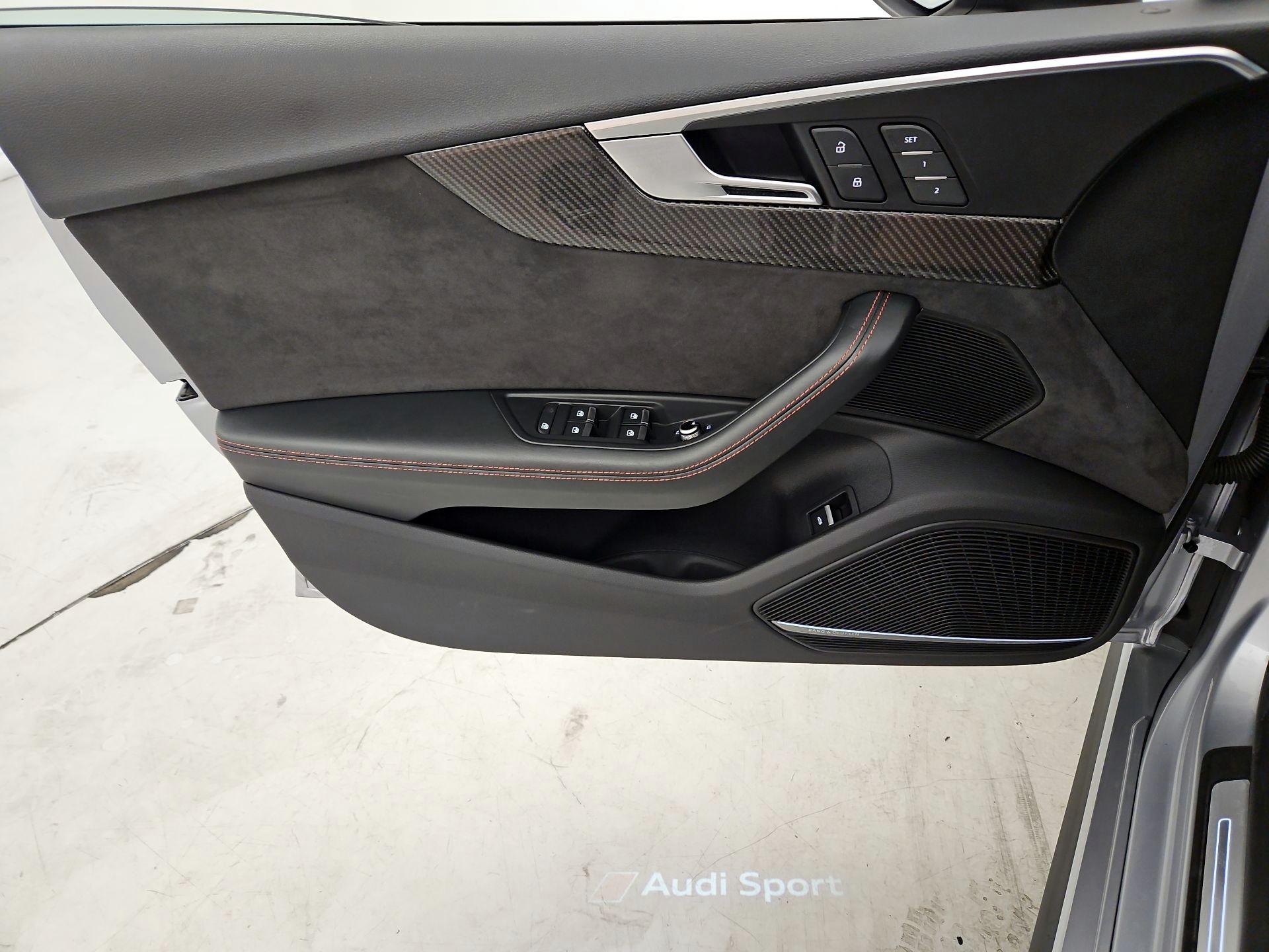 Thumbnail: 2019 Audi RS 5 - 12