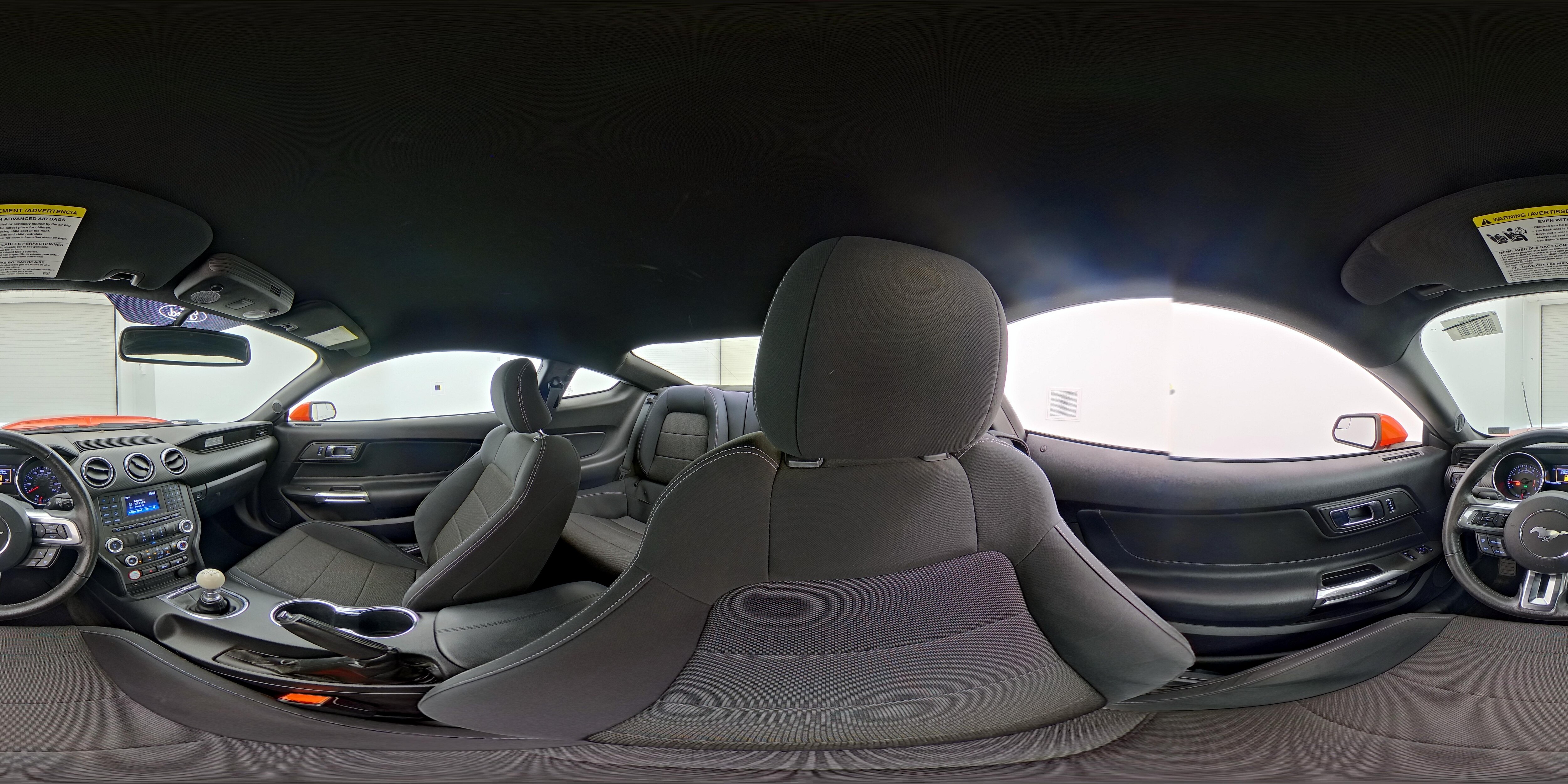 2017 Ford Mustang V6 - Photo 27