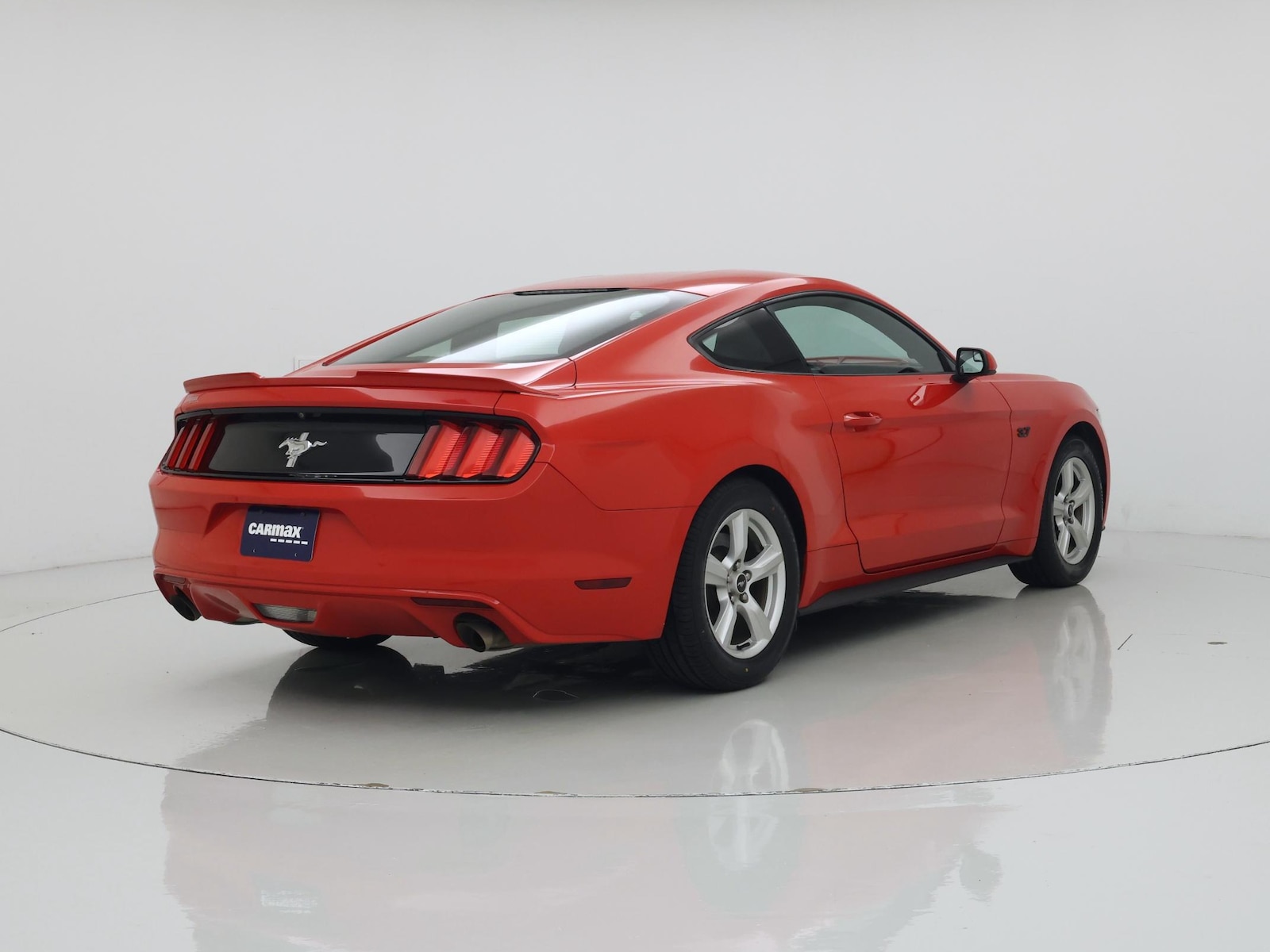 2017 Ford Mustang V6 - Photo 9