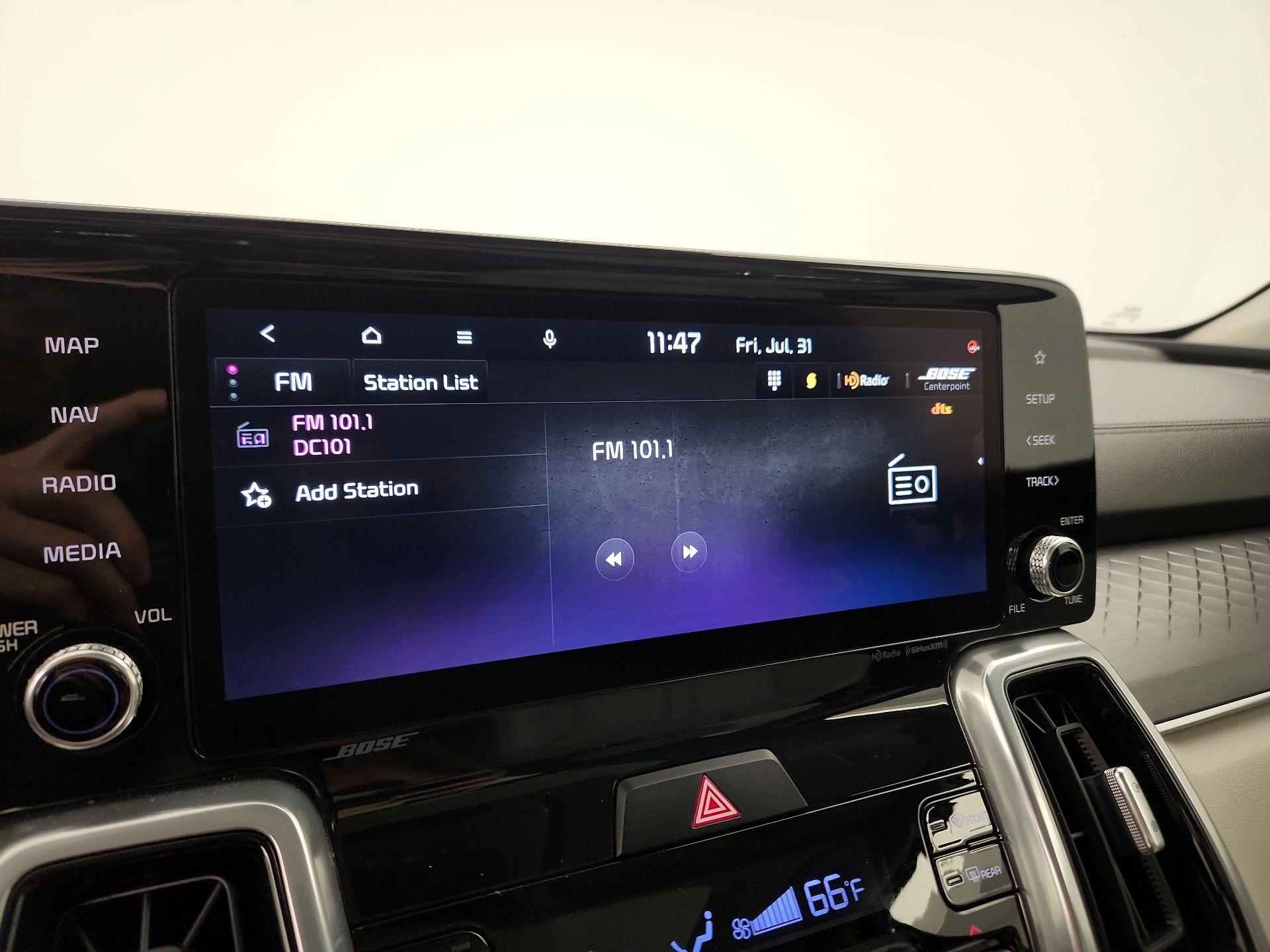 Thumbnail: 2024 Kia Sorento - 16