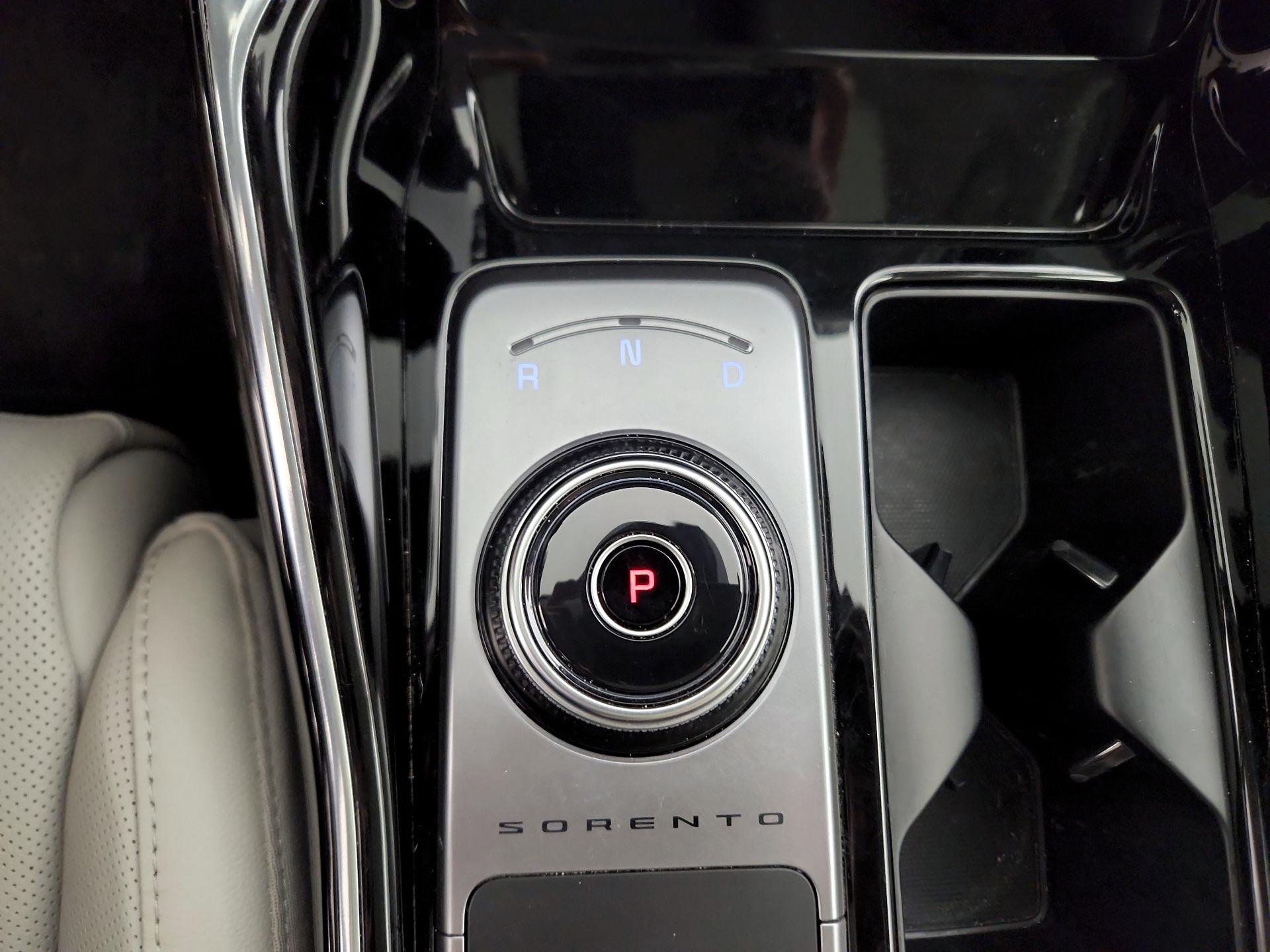 Thumbnail: 2024 Kia Sorento - 18