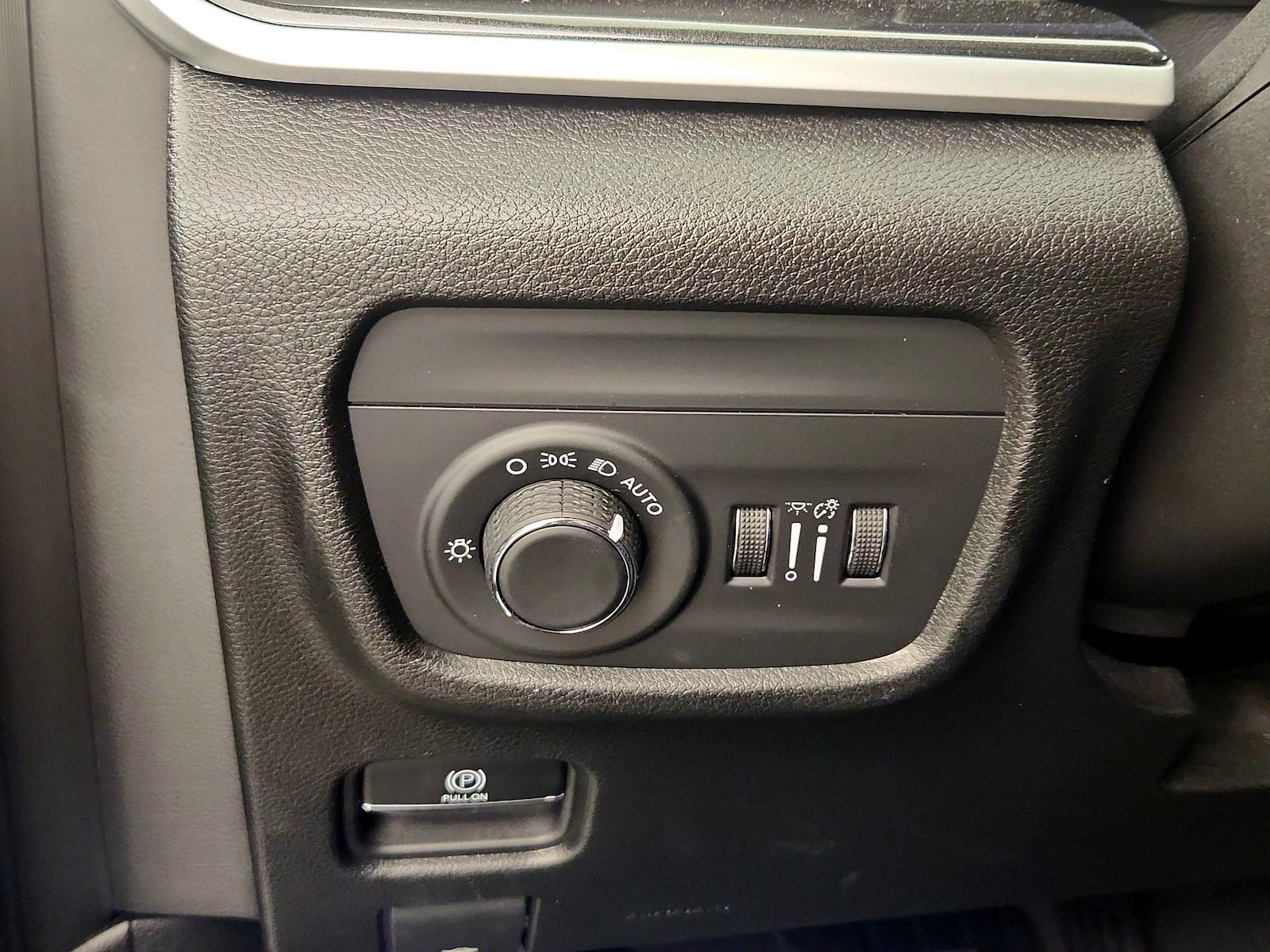 2022 Jeep Grand Cherokee L Laredo - Photo 14