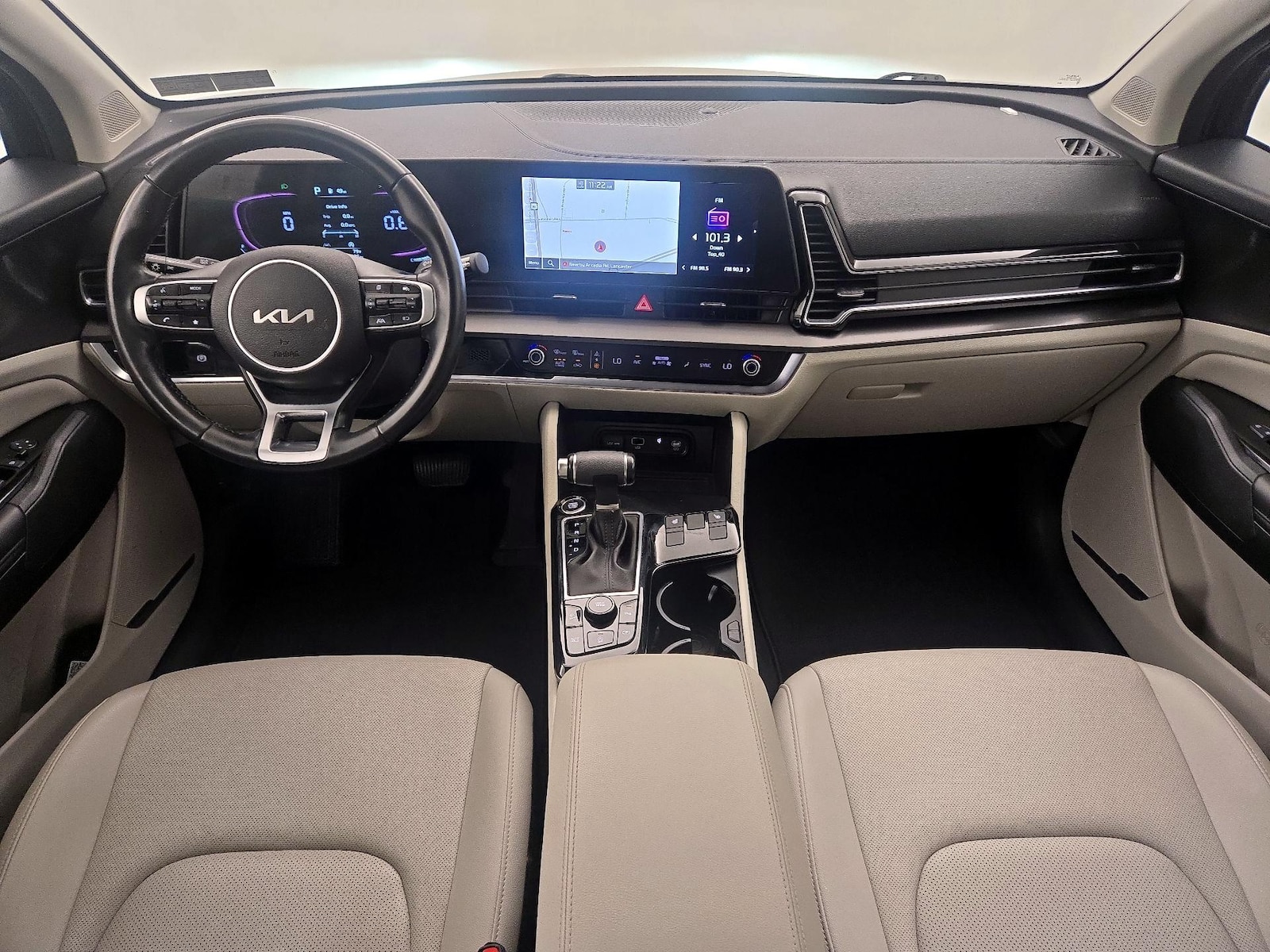 2023 Kia Sportage EX - Photo 10